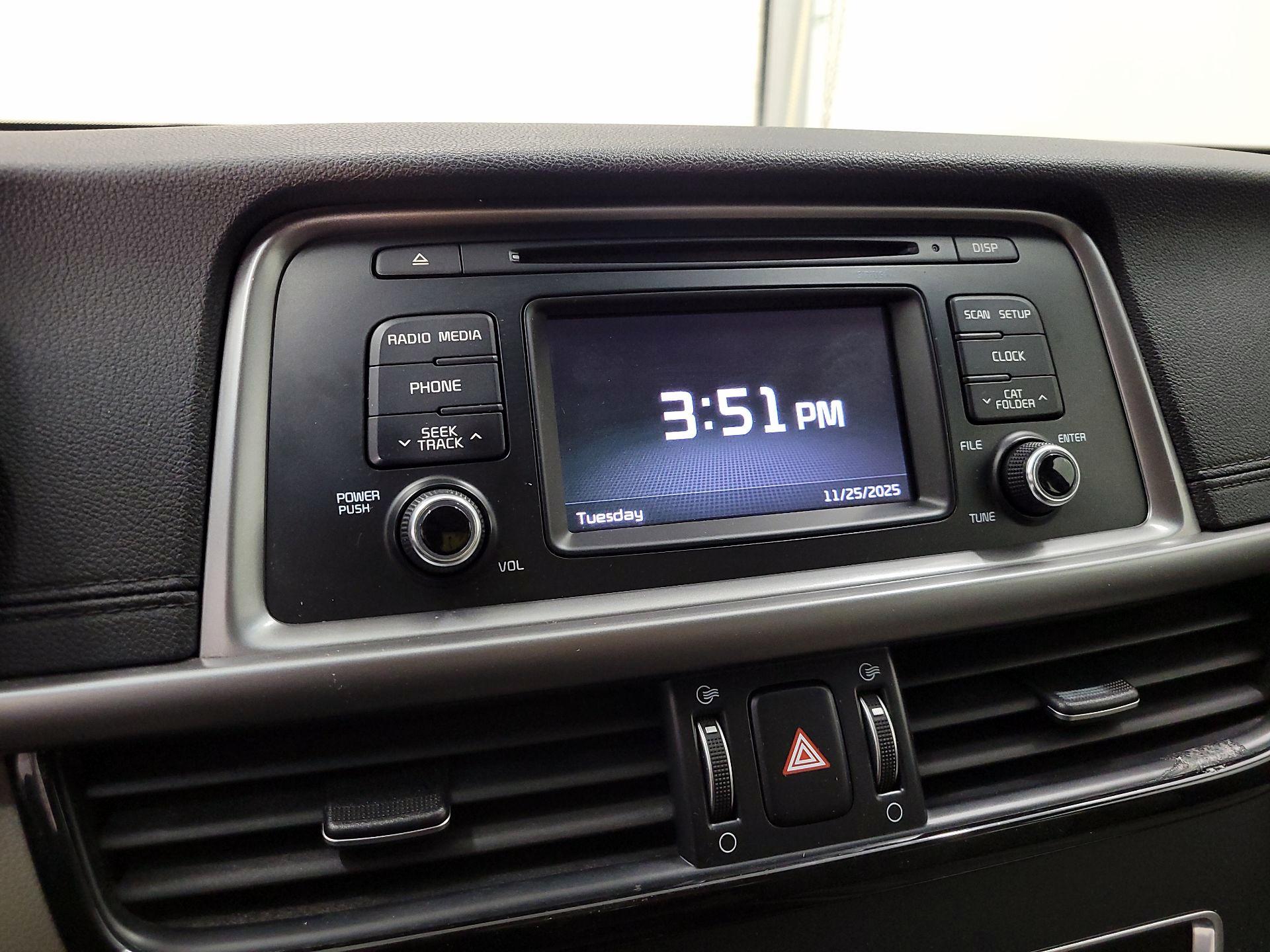 Thumbnail: 2016 Kia Optima - 15