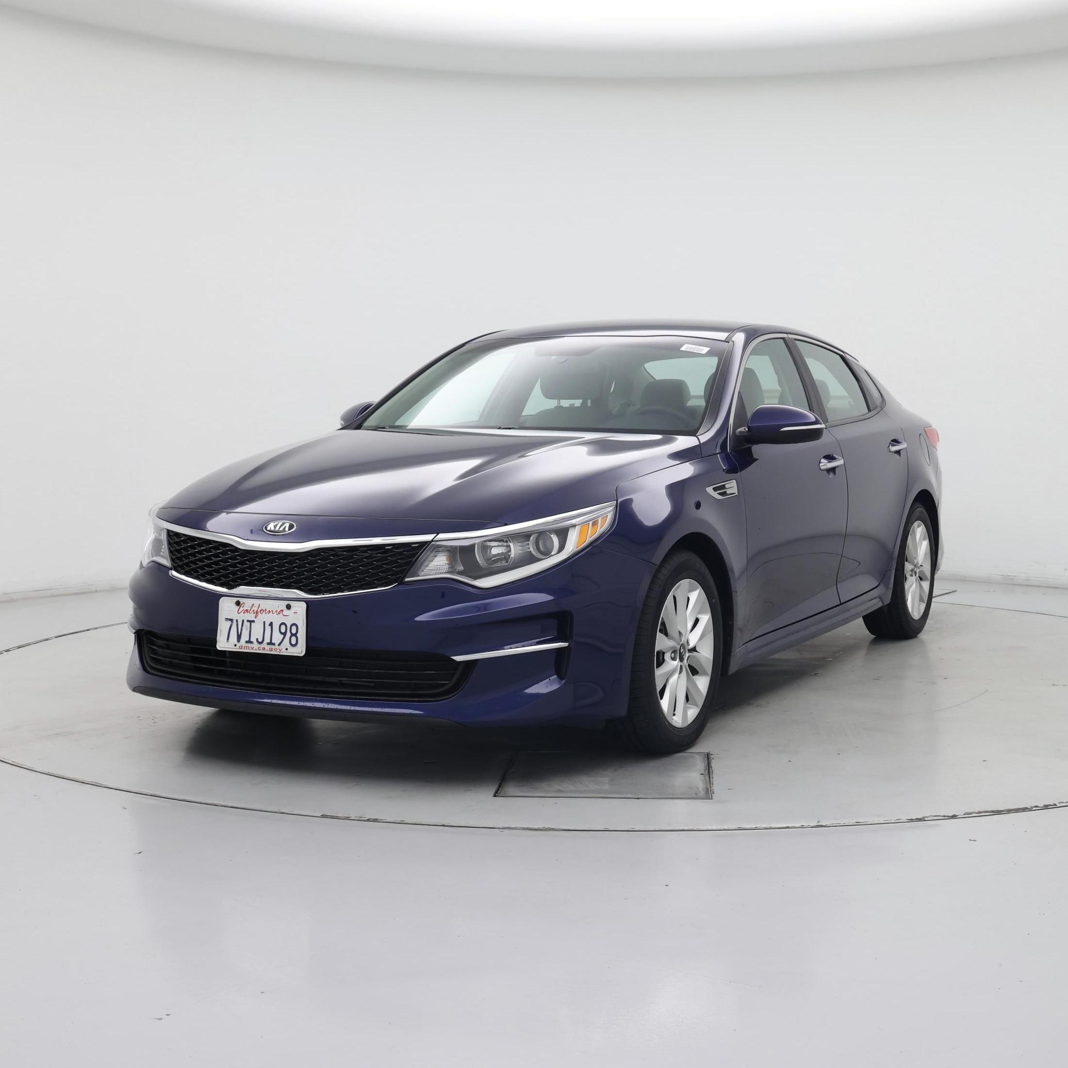 Thumbnail: 2016 Kia Optima - 4