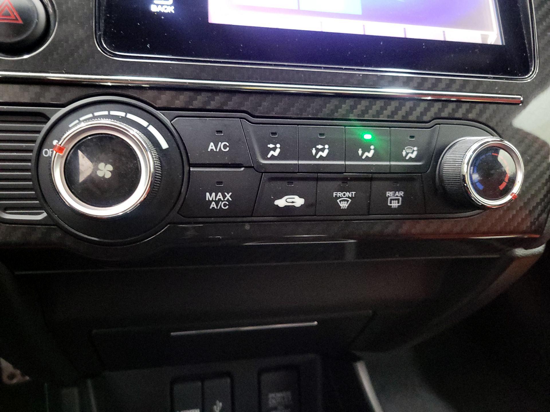 Thumbnail: 2015 Honda Civic - 16