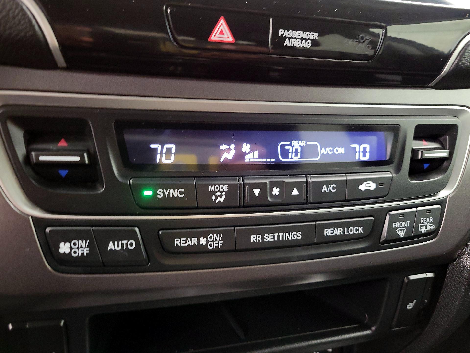 Thumbnail: 2020 Honda Pilot - 16