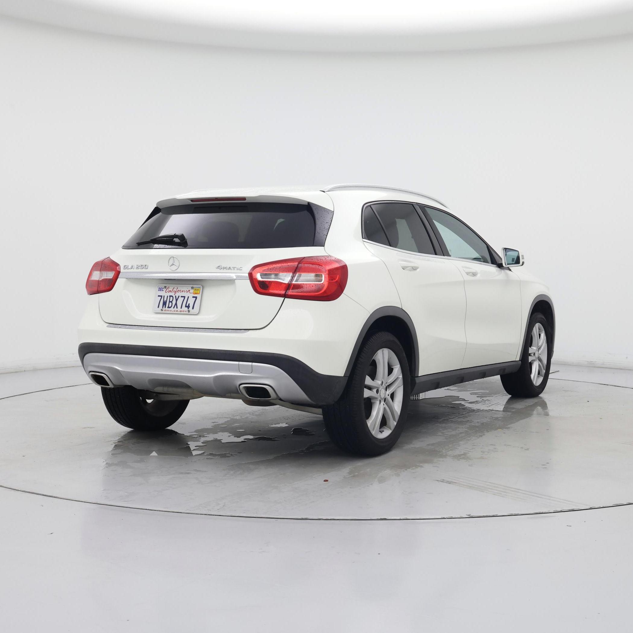 Thumbnail: 2017 Mercedes-Benz GLA - 8