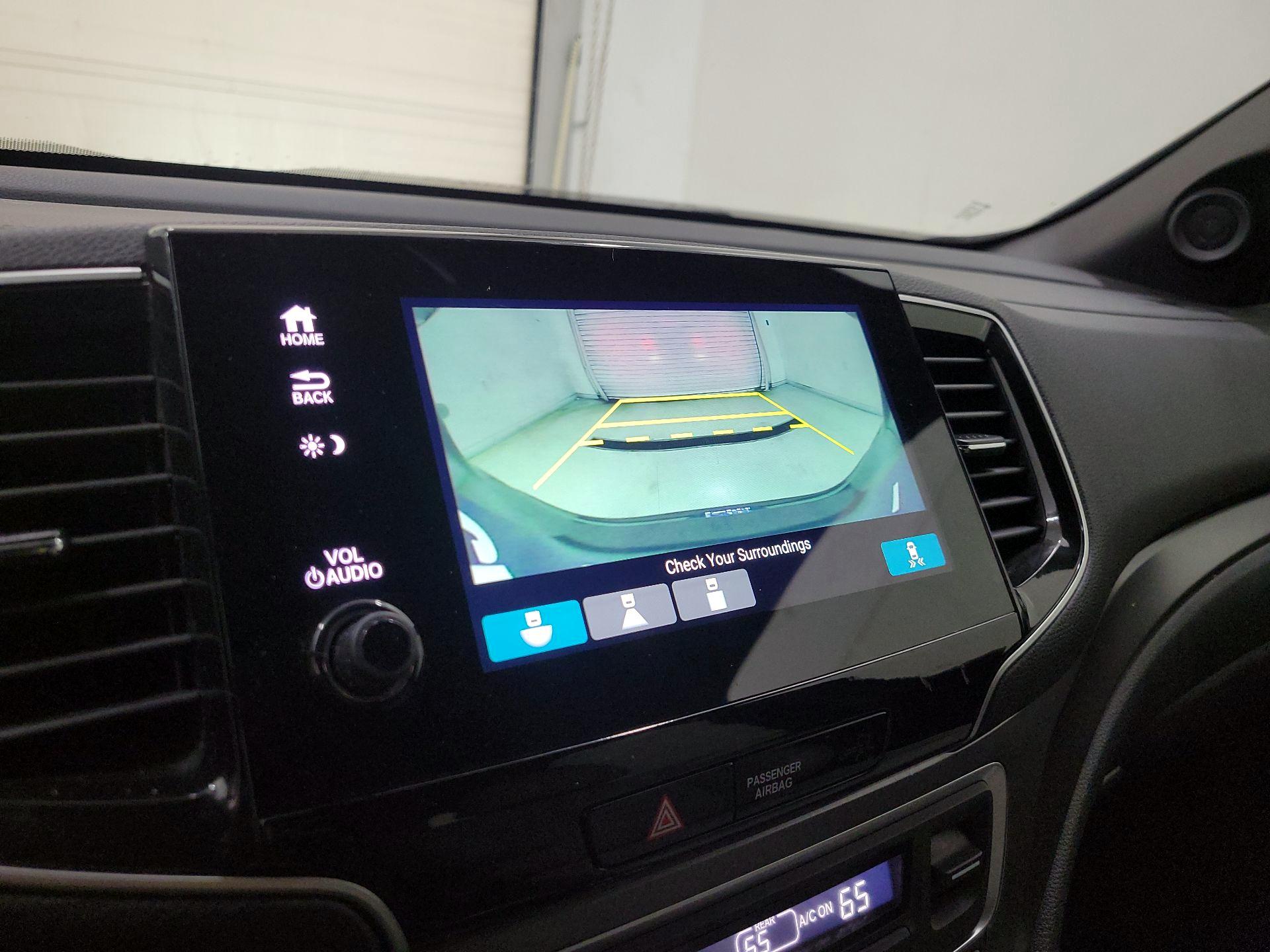 Thumbnail: 2019 Honda Passport - 14