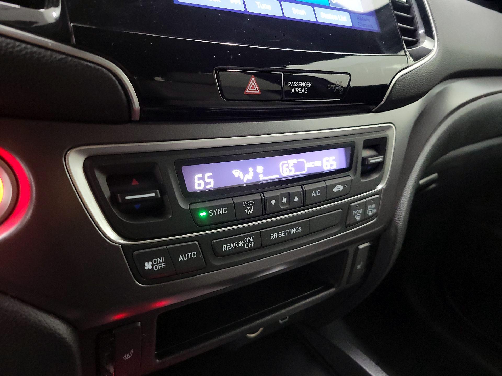 Thumbnail: 2019 Honda Passport - 16