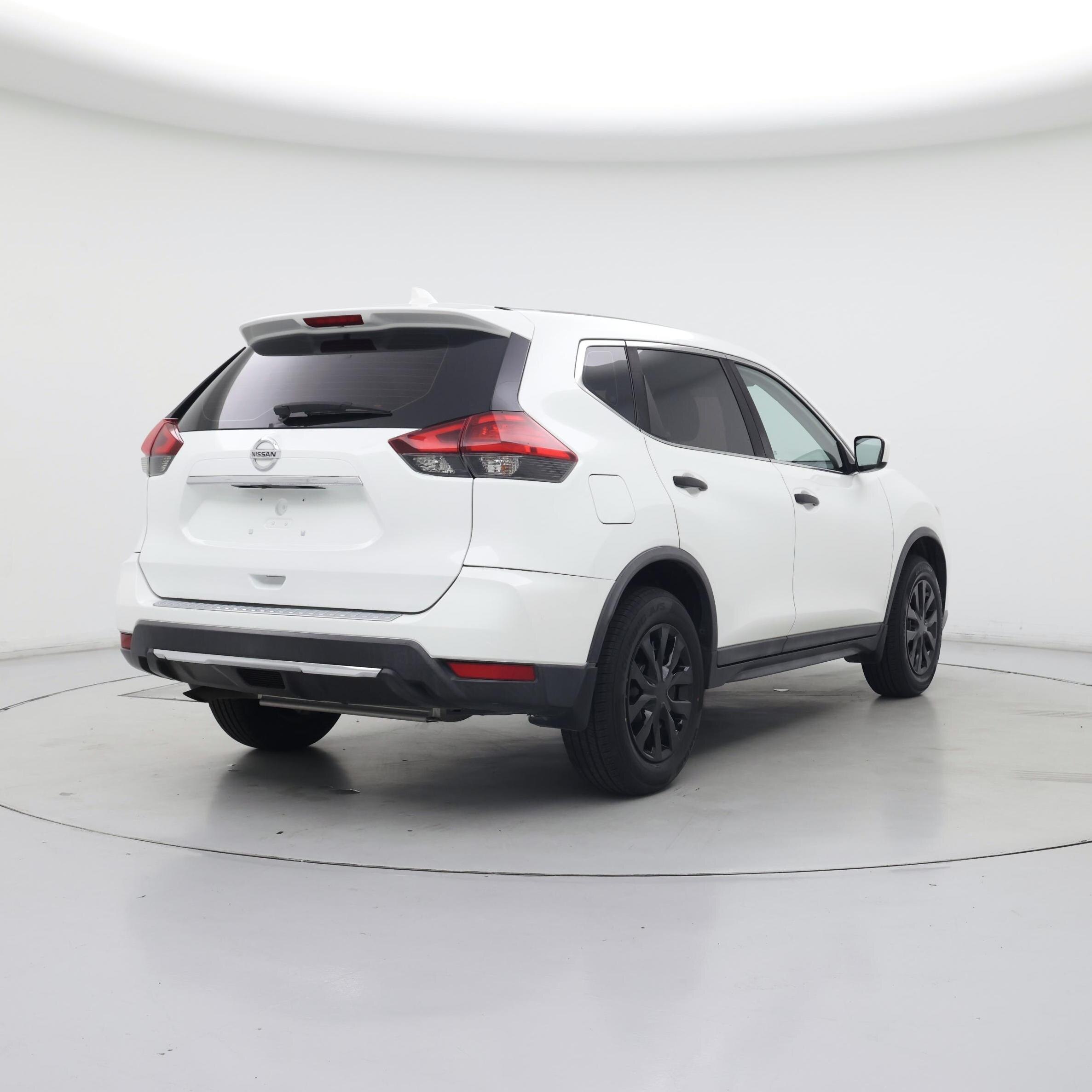 Thumbnail: 2017 Nissan Rogue - 8