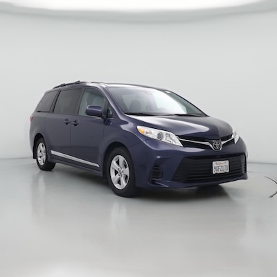 2019 Toyota Sienna LE