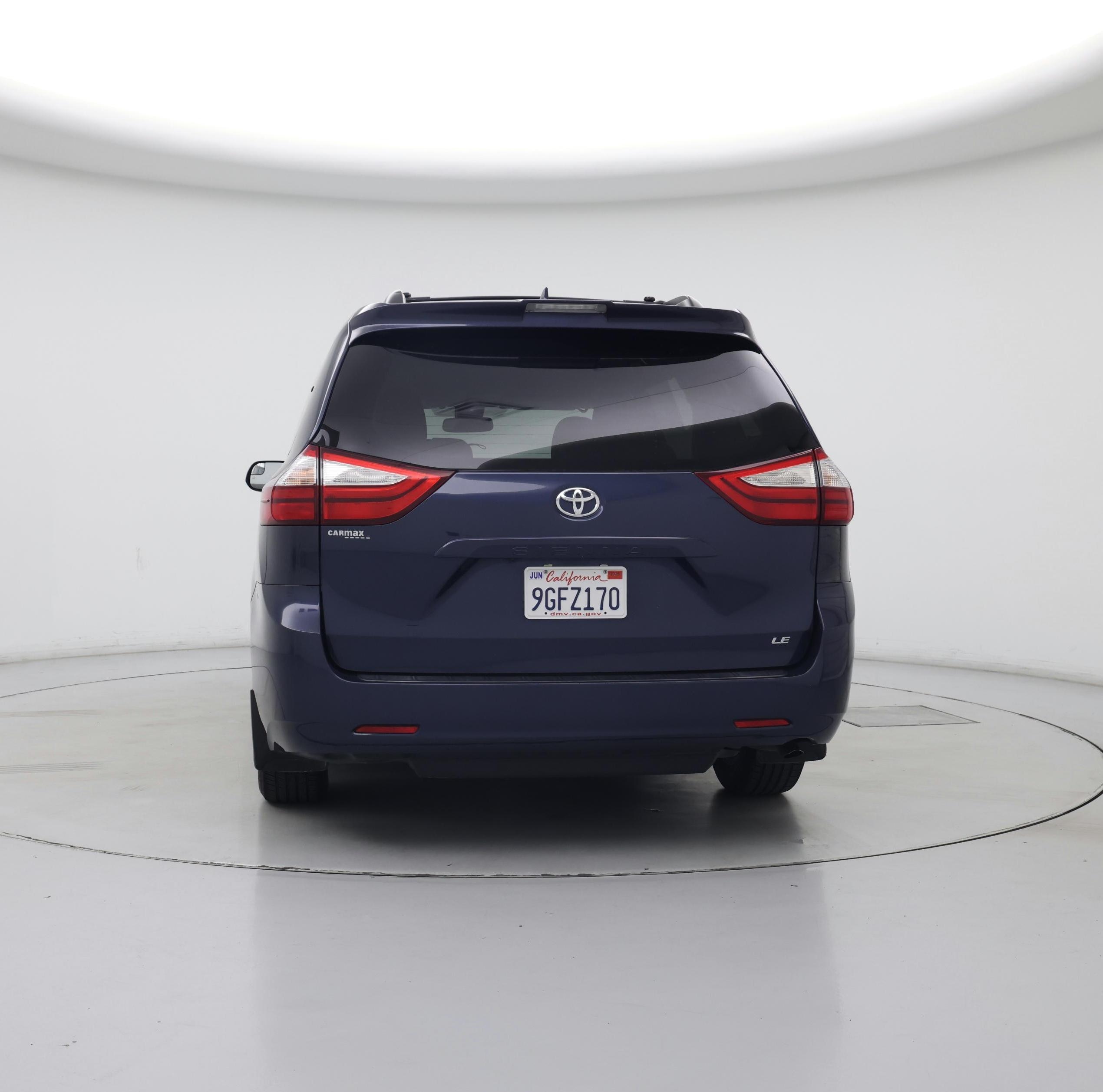 Thumbnail: 2019 Toyota Sienna - 6