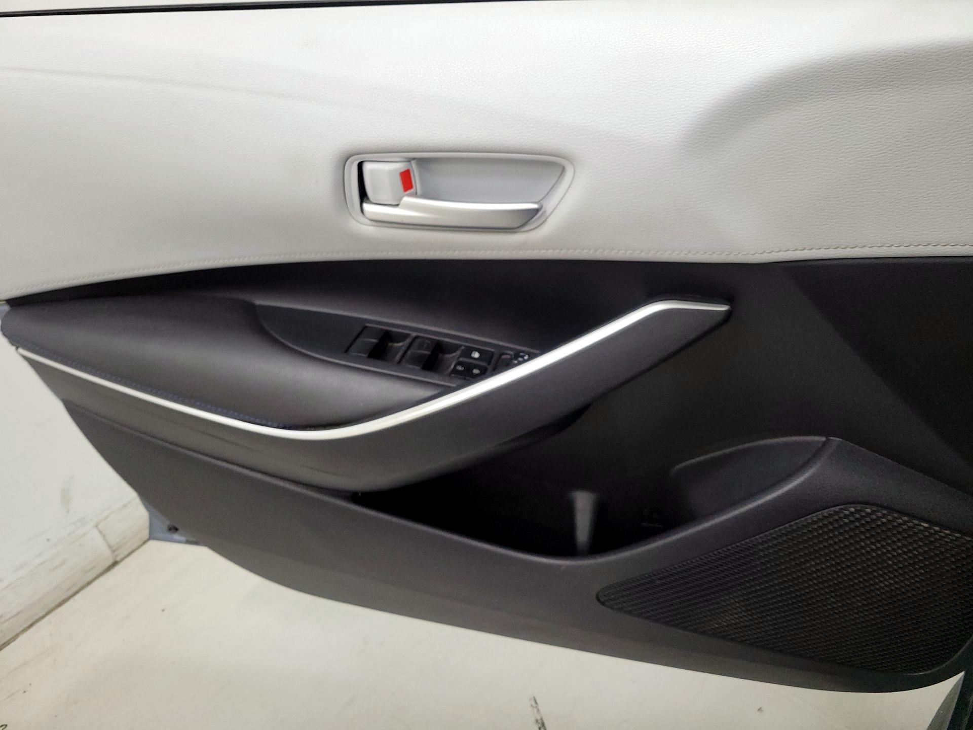 Thumbnail: 2020 Toyota Corolla - 12