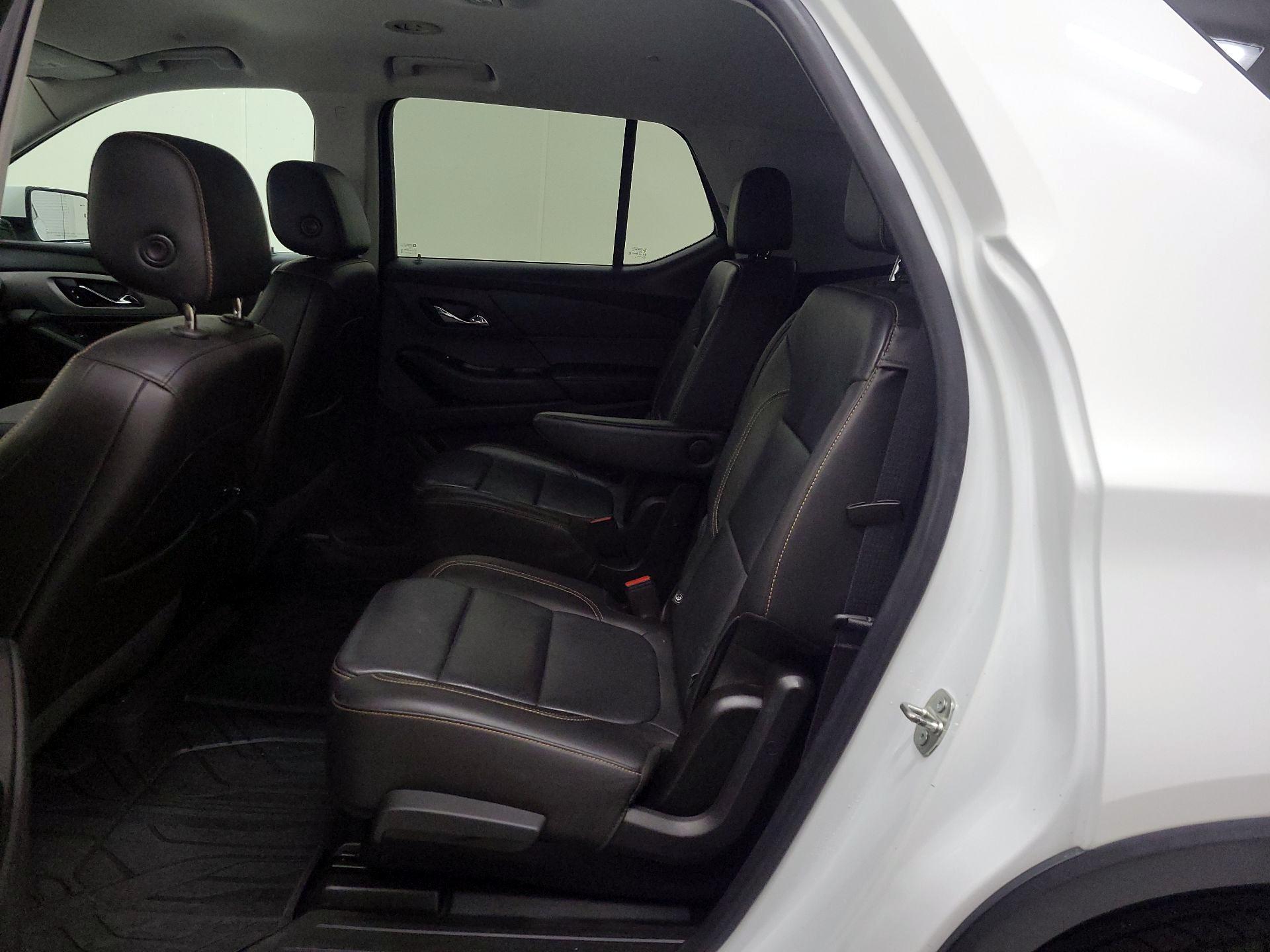 Thumbnail: 2020 Chevrolet Traverse - 19