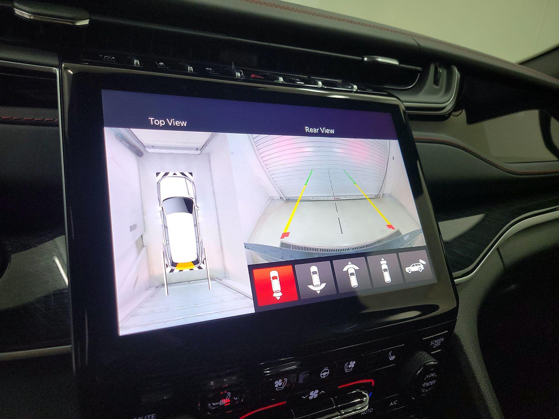 Thumbnail: 2022 Jeep Grand Cherokee - 15