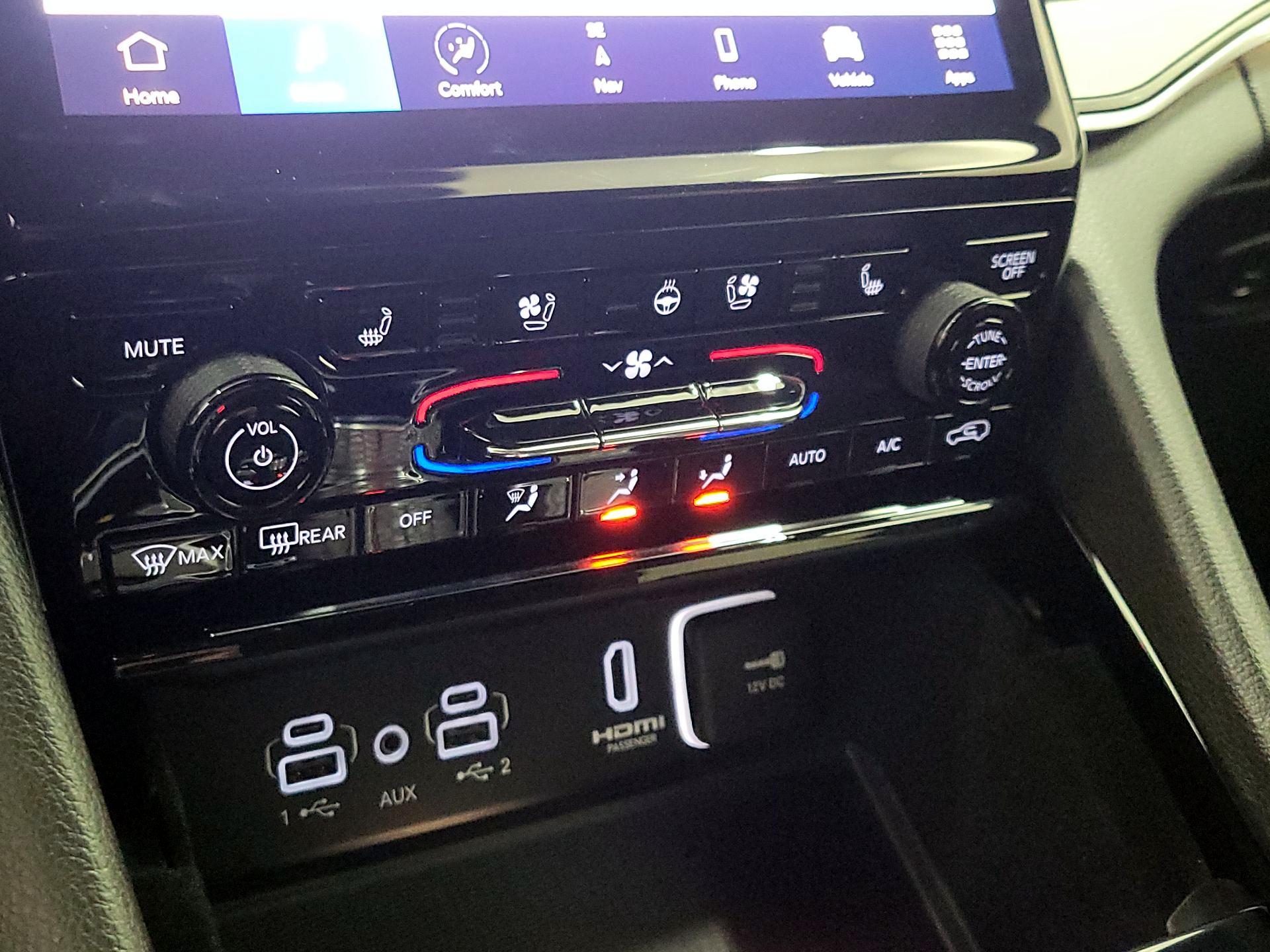 Thumbnail: 2022 Jeep Grand Cherokee - 17