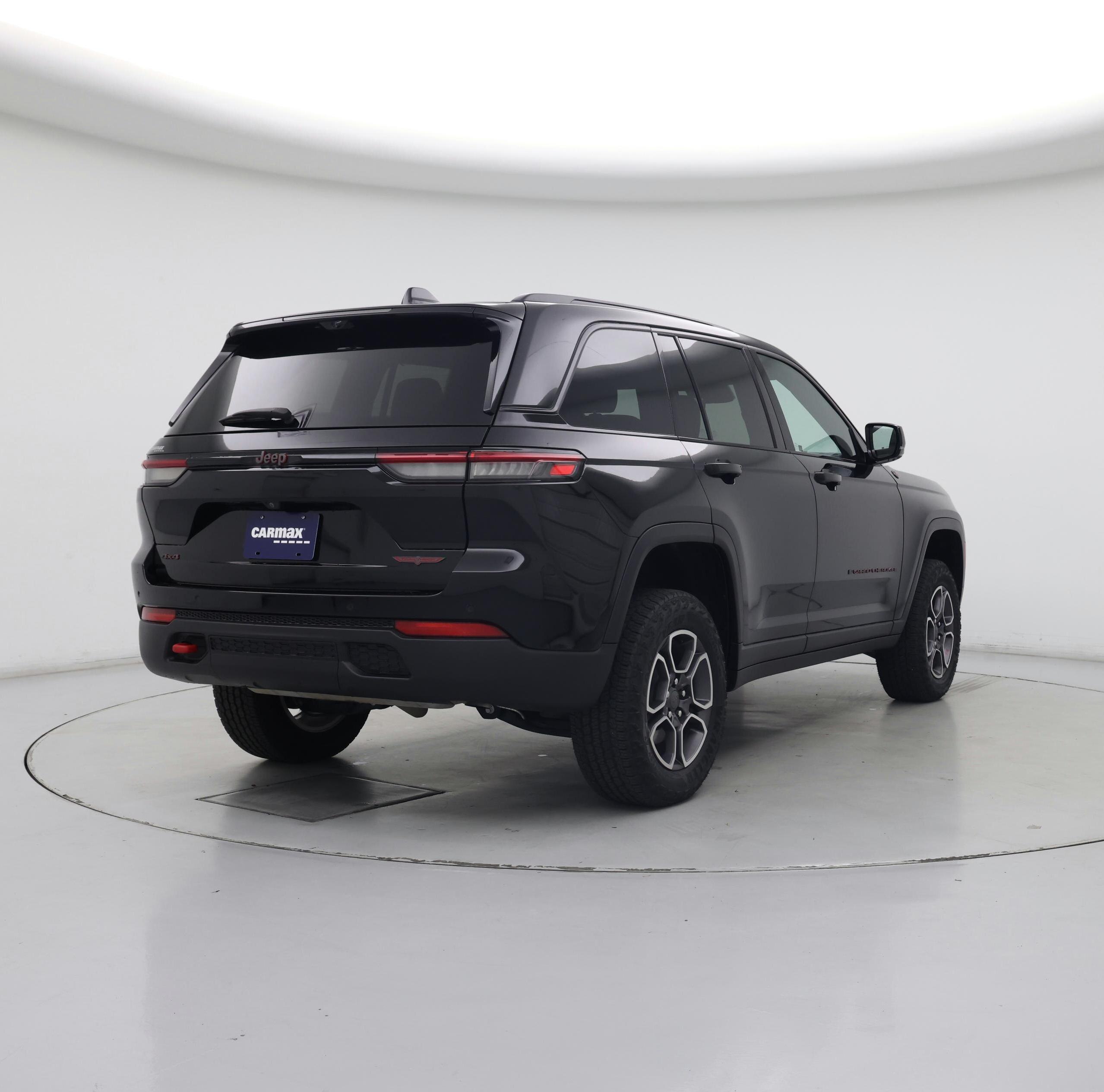 Thumbnail: 2022 Jeep Grand Cherokee - 8