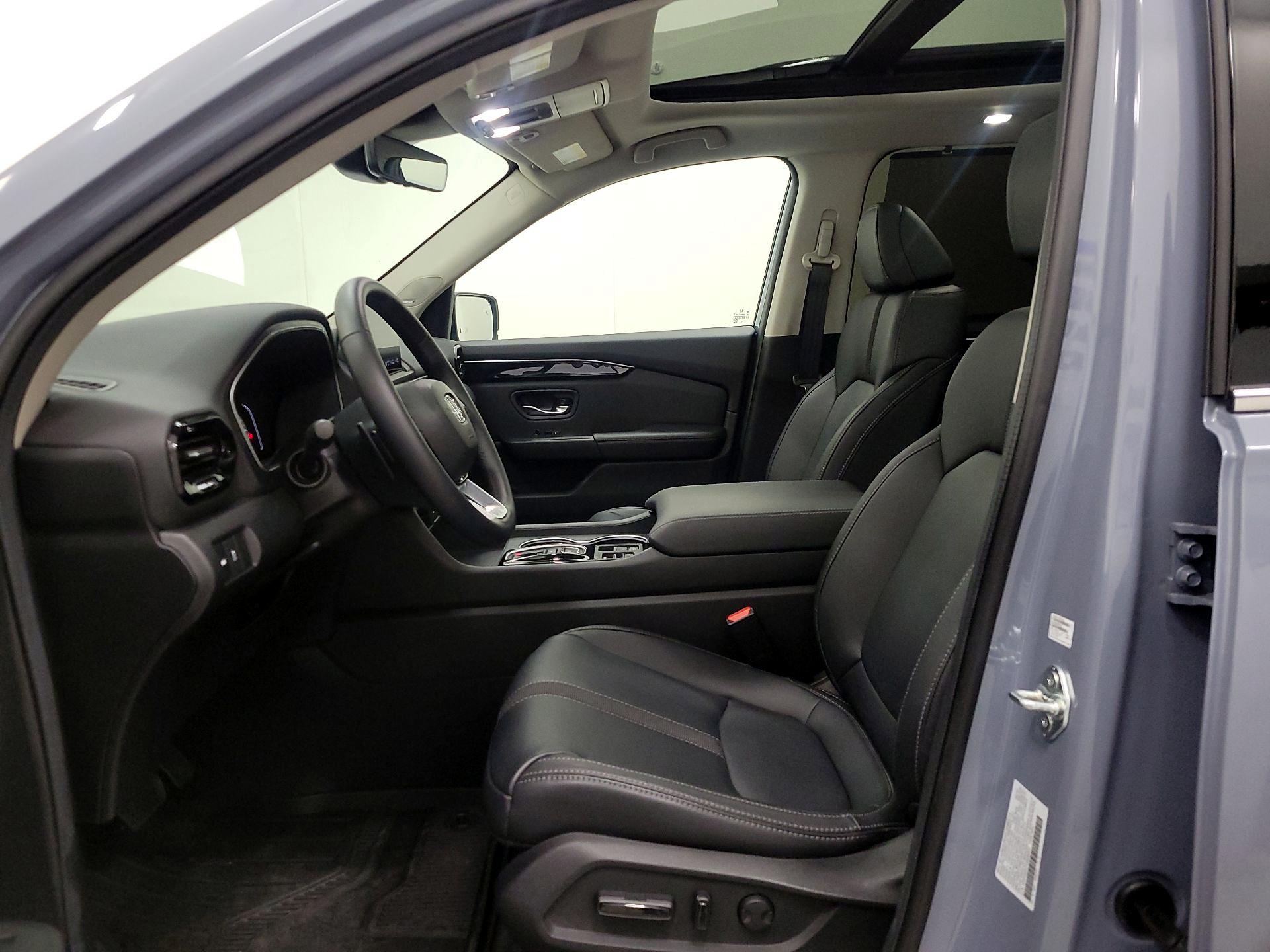 Thumbnail: 2025 Honda Pilot - 11