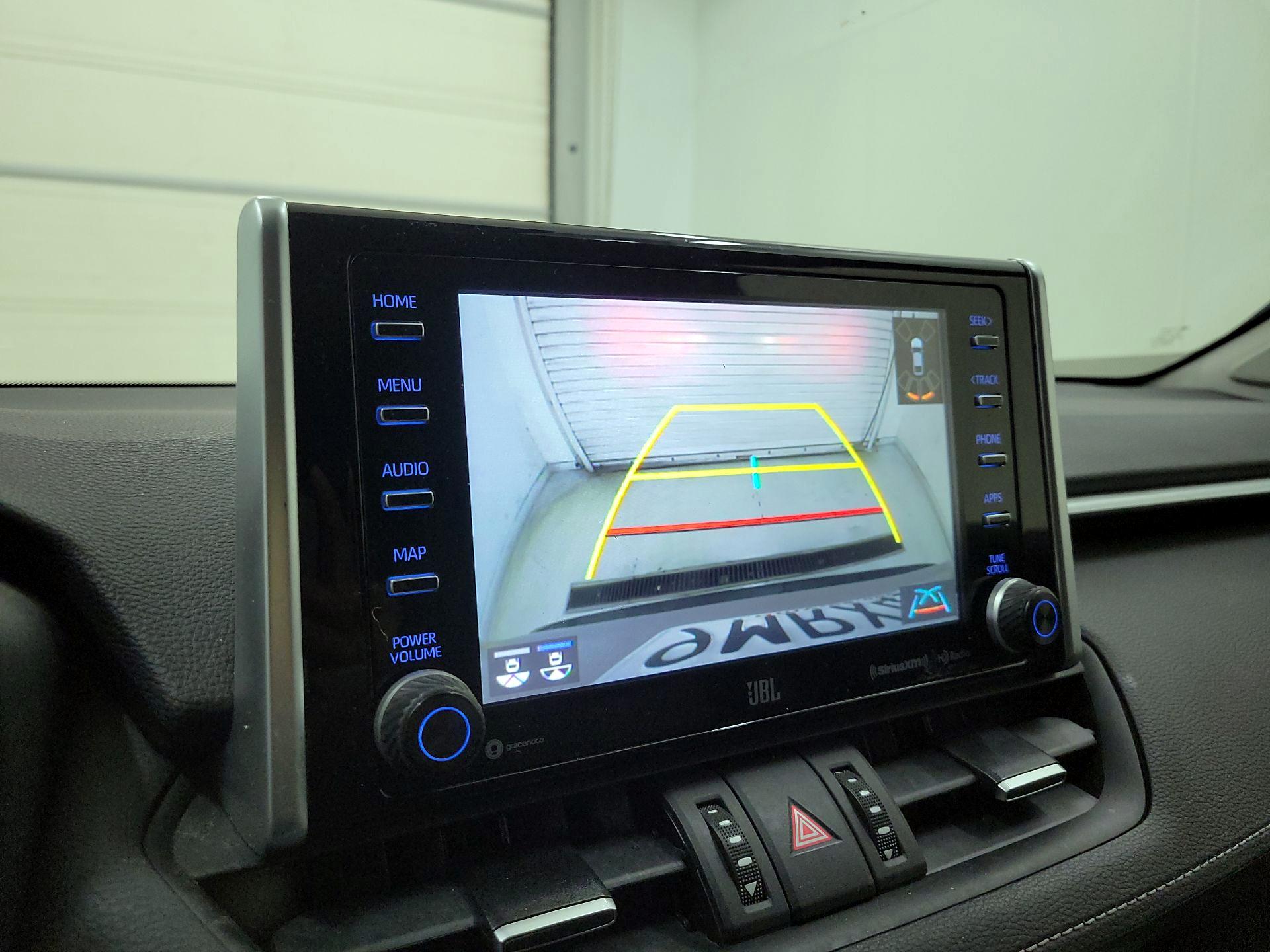 Thumbnail: 2019 Toyota RAV4 - 15