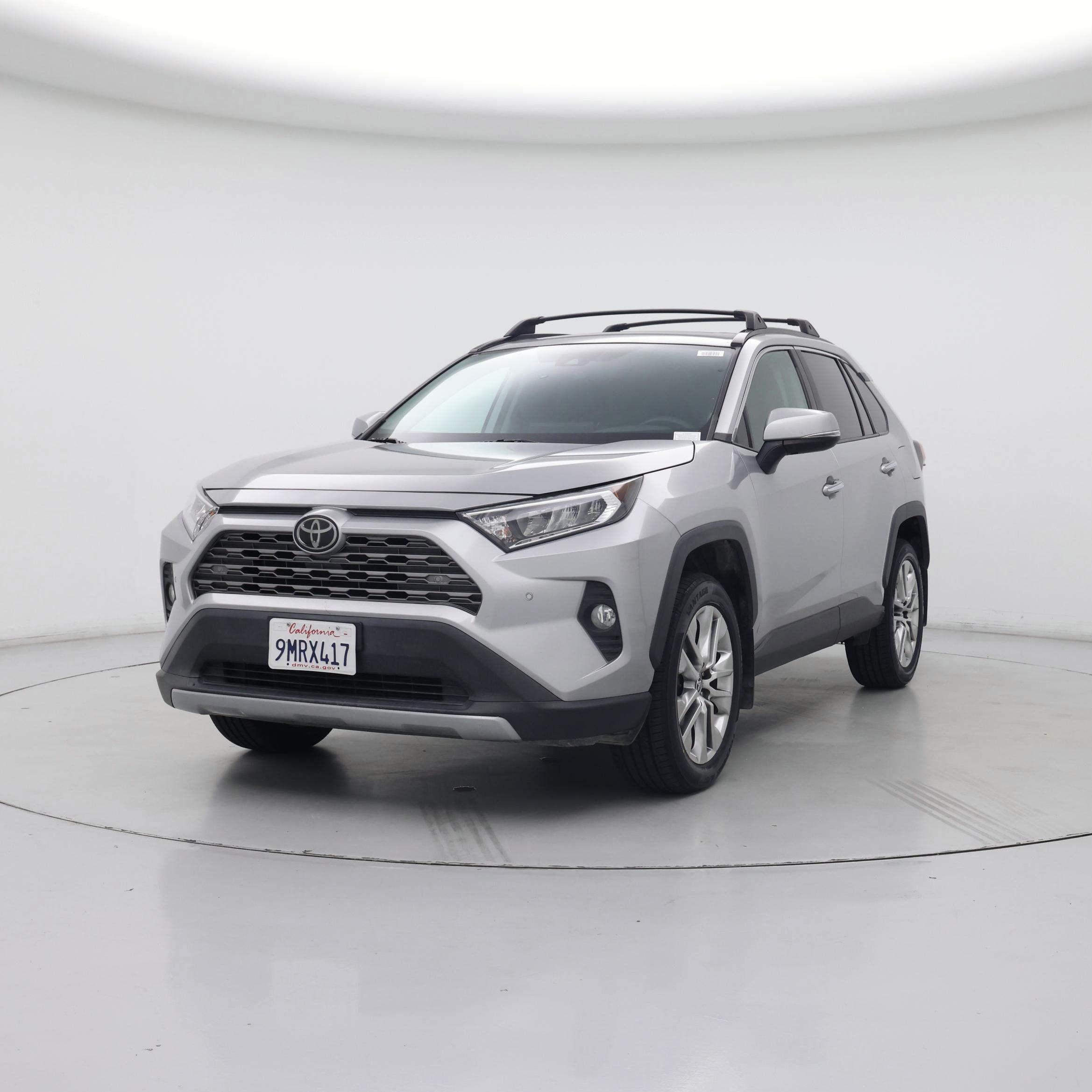 Thumbnail: 2019 Toyota RAV4 - 4