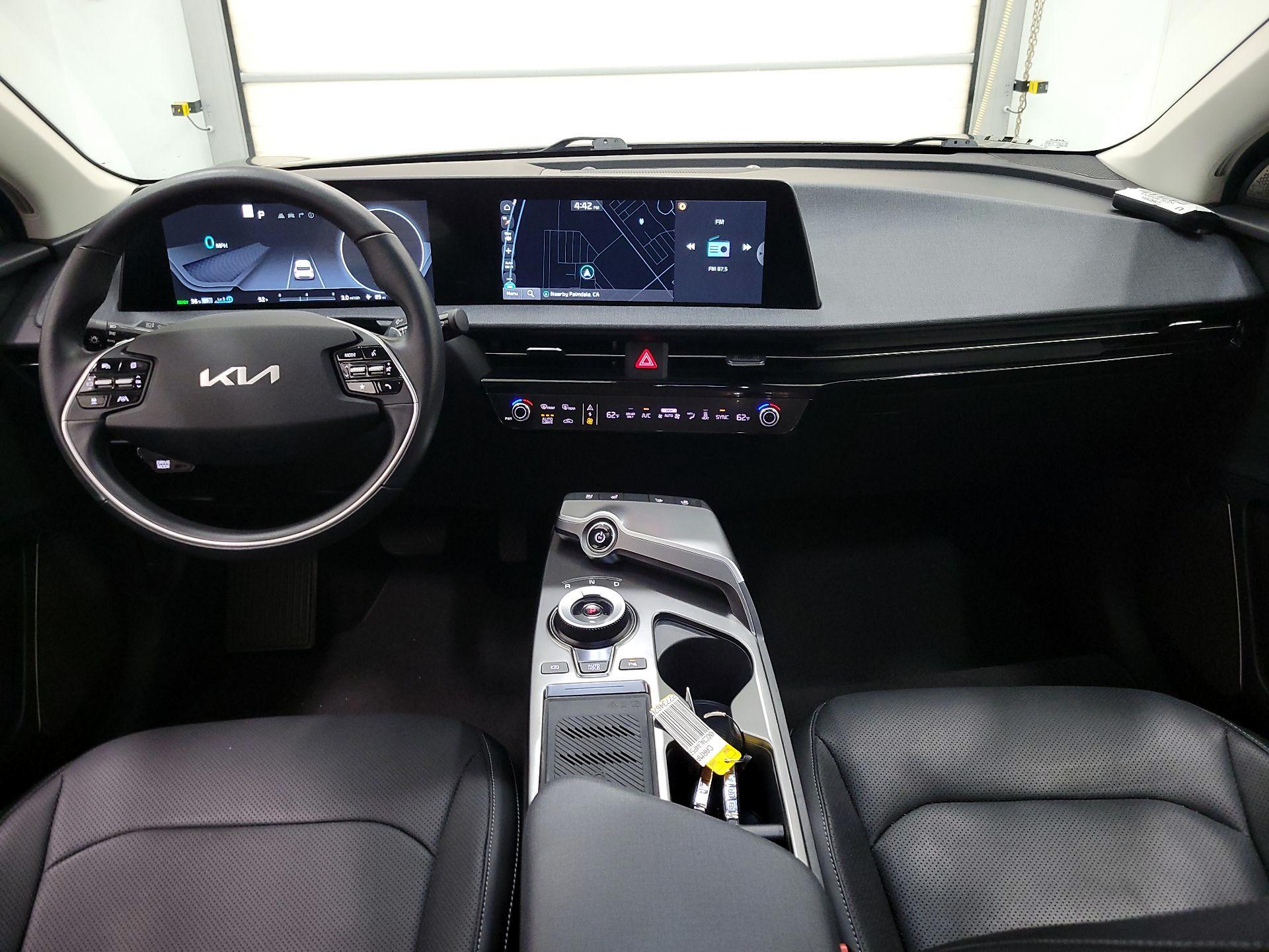 Thumbnail: 2023 Kia EV6 - 9