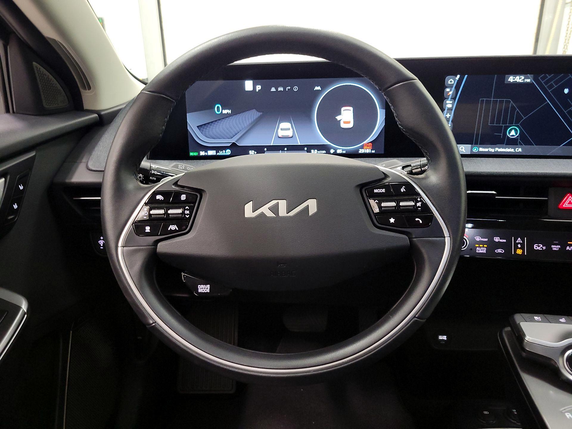 Thumbnail: 2023 Kia EV6 - 10