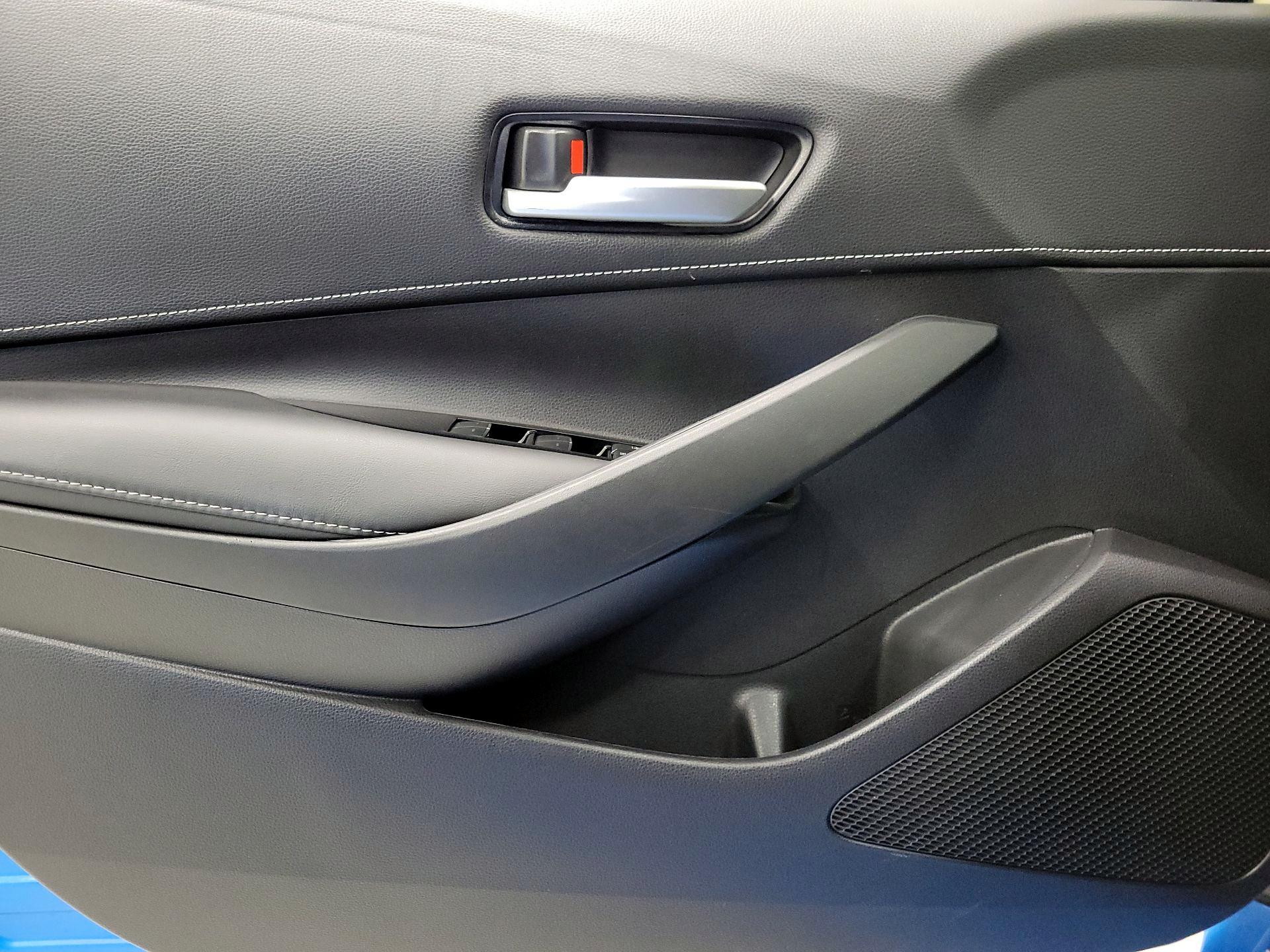 Thumbnail: 2022 Toyota Corolla - 12