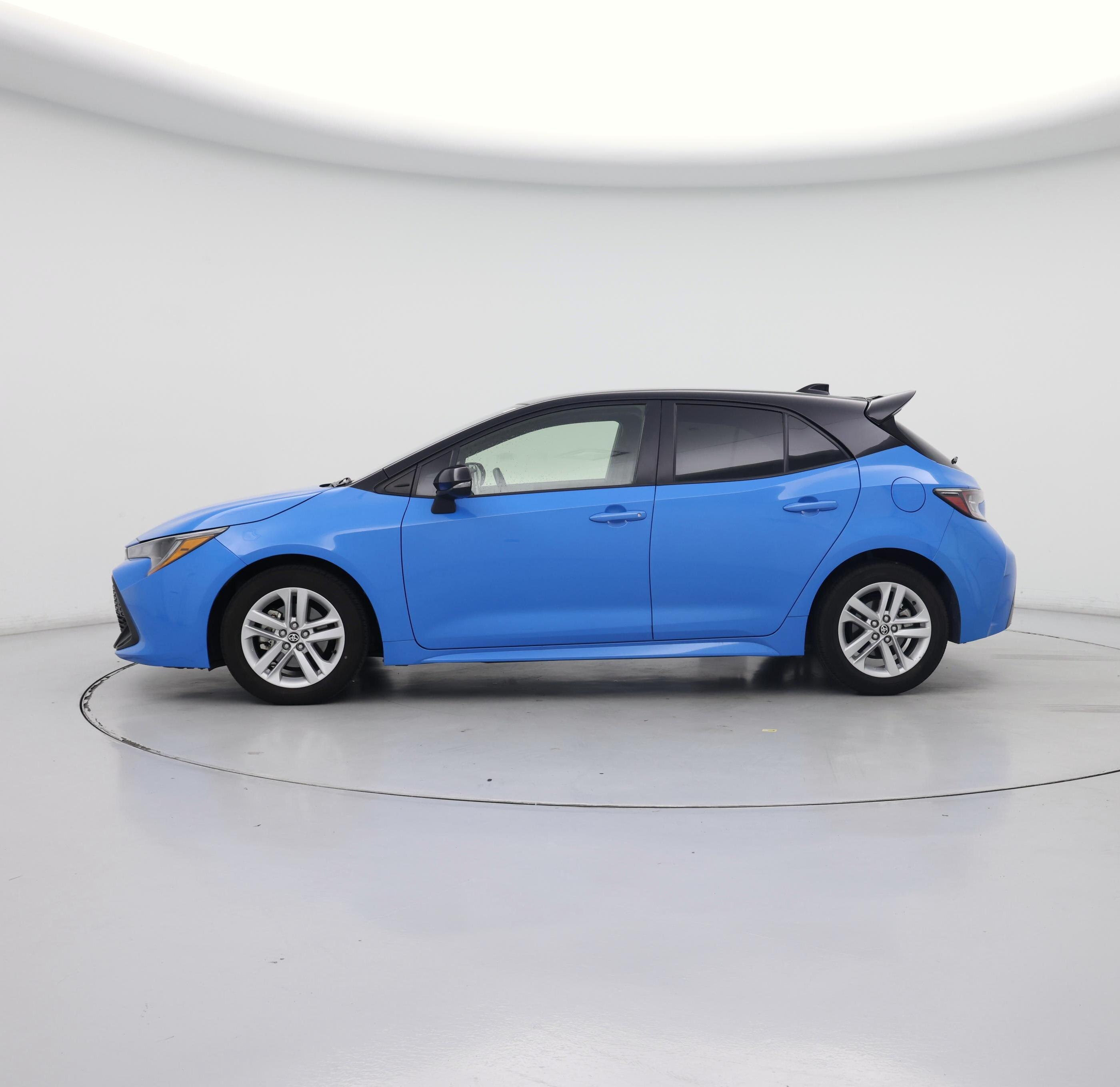 Thumbnail: 2022 Toyota Corolla - 3