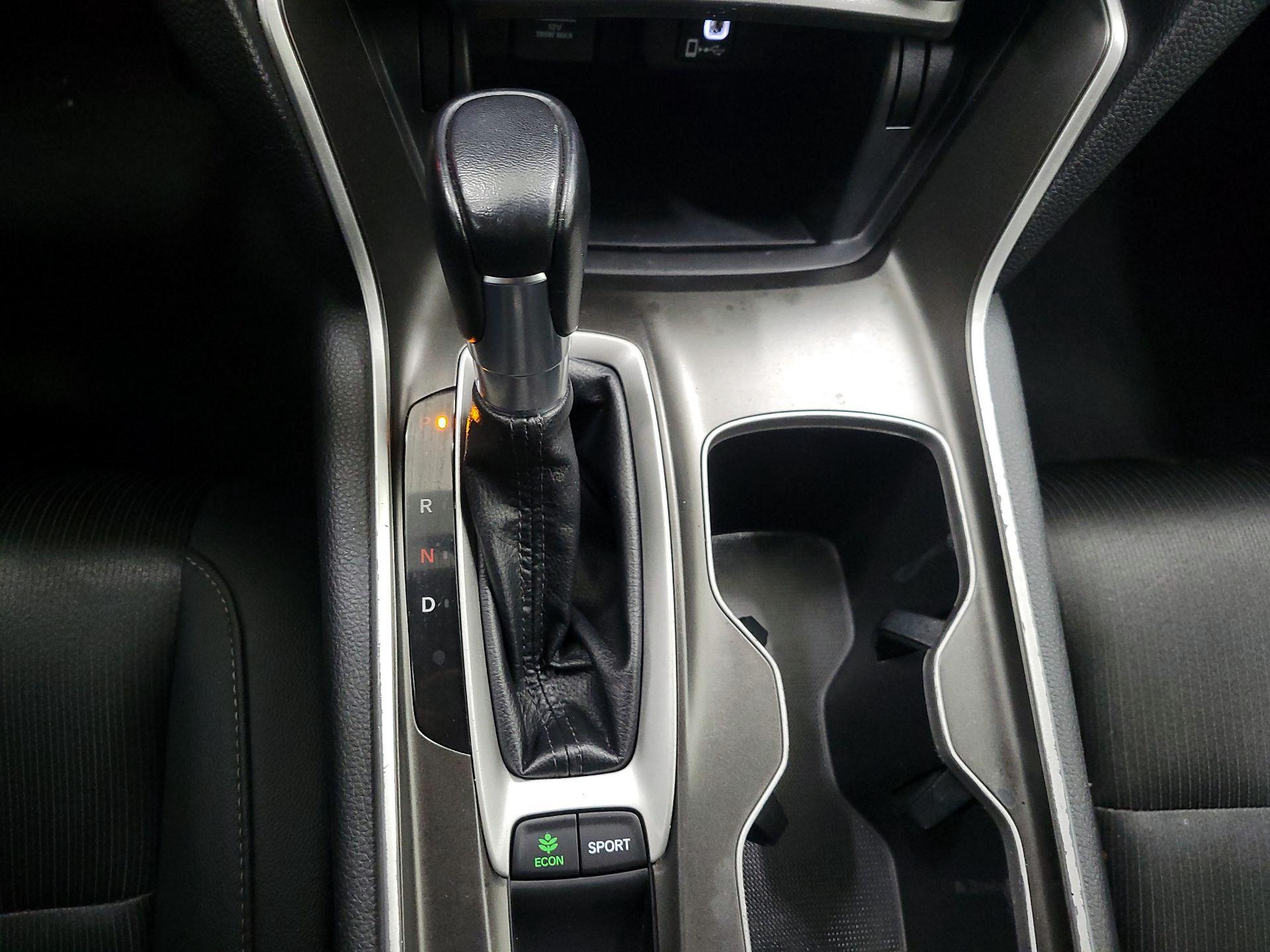 Thumbnail: 2019 Honda Accord - 17