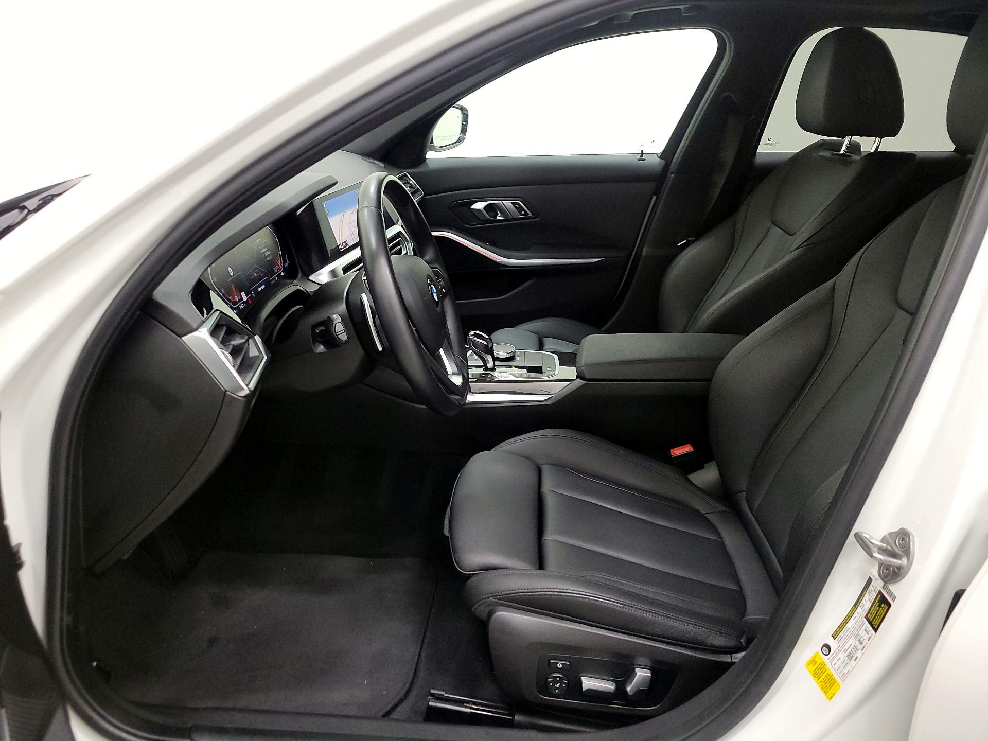 Thumbnail: 2021 BMW 3 Series - 11