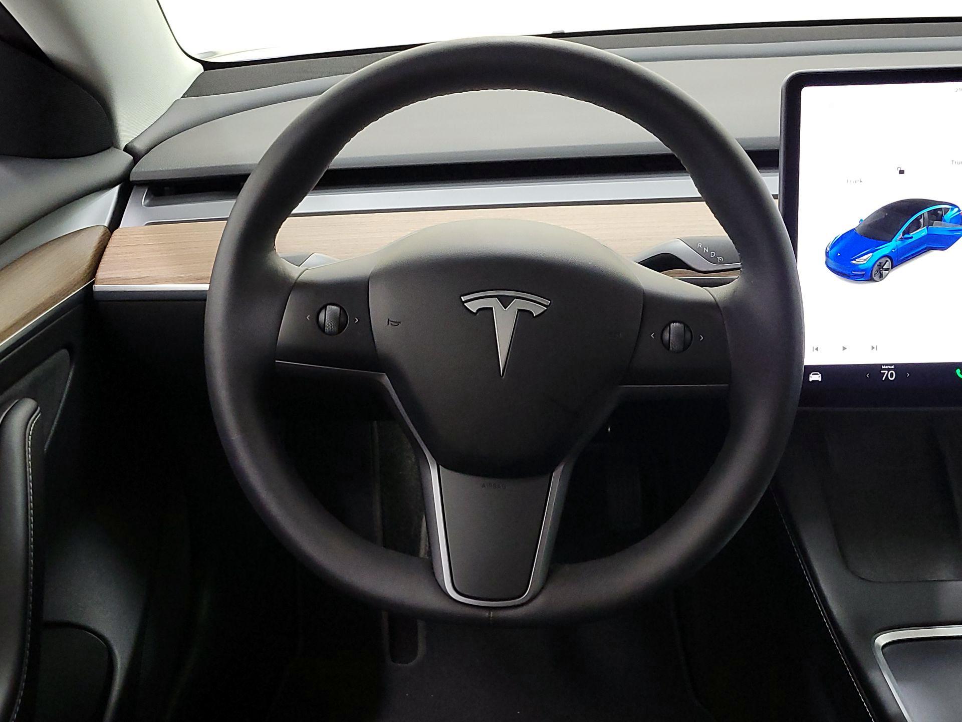 Thumbnail: 2022 Tesla Model 3 - 10