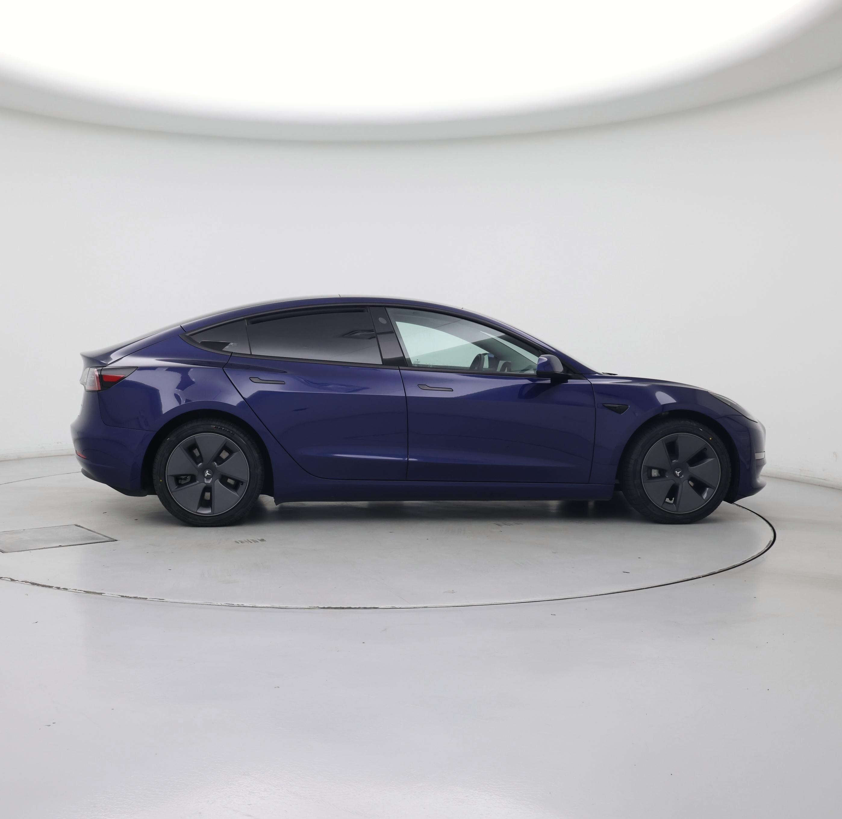 Thumbnail: 2022 Tesla Model 3 - 7