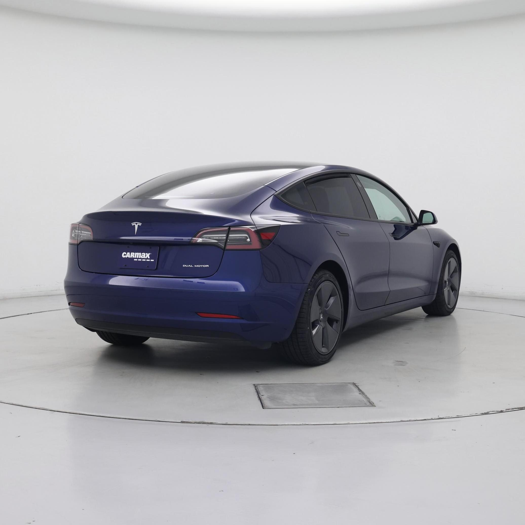 Thumbnail: 2022 Tesla Model 3 - 8