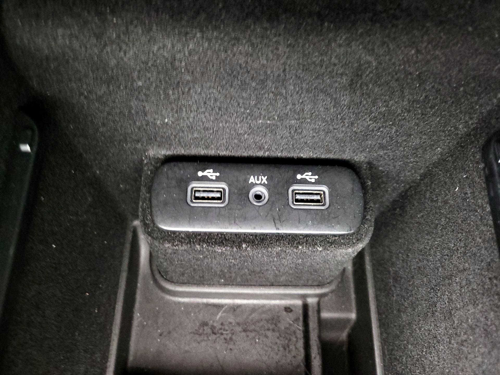 Thumbnail: 2017 Dodge Charger - 17