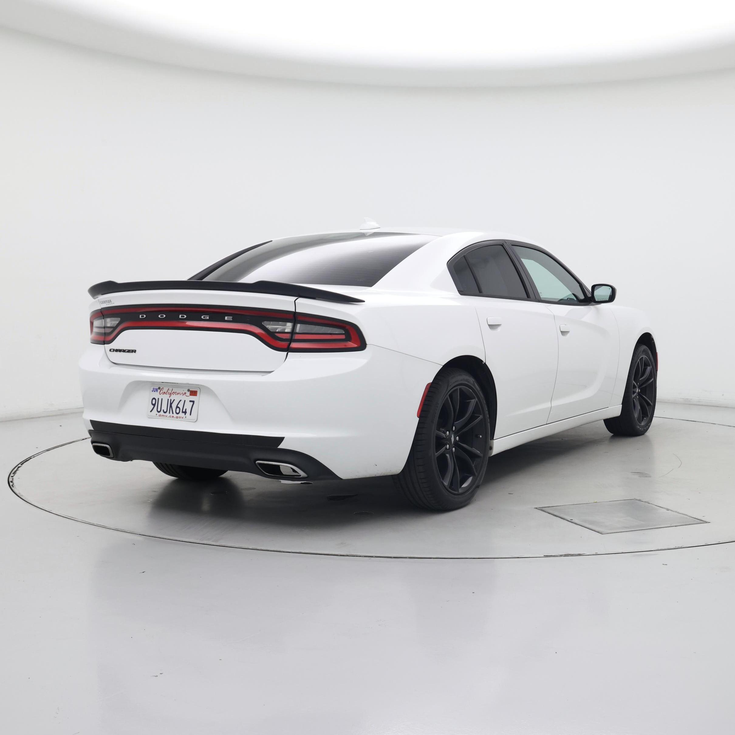 Thumbnail: 2017 Dodge Charger - 8