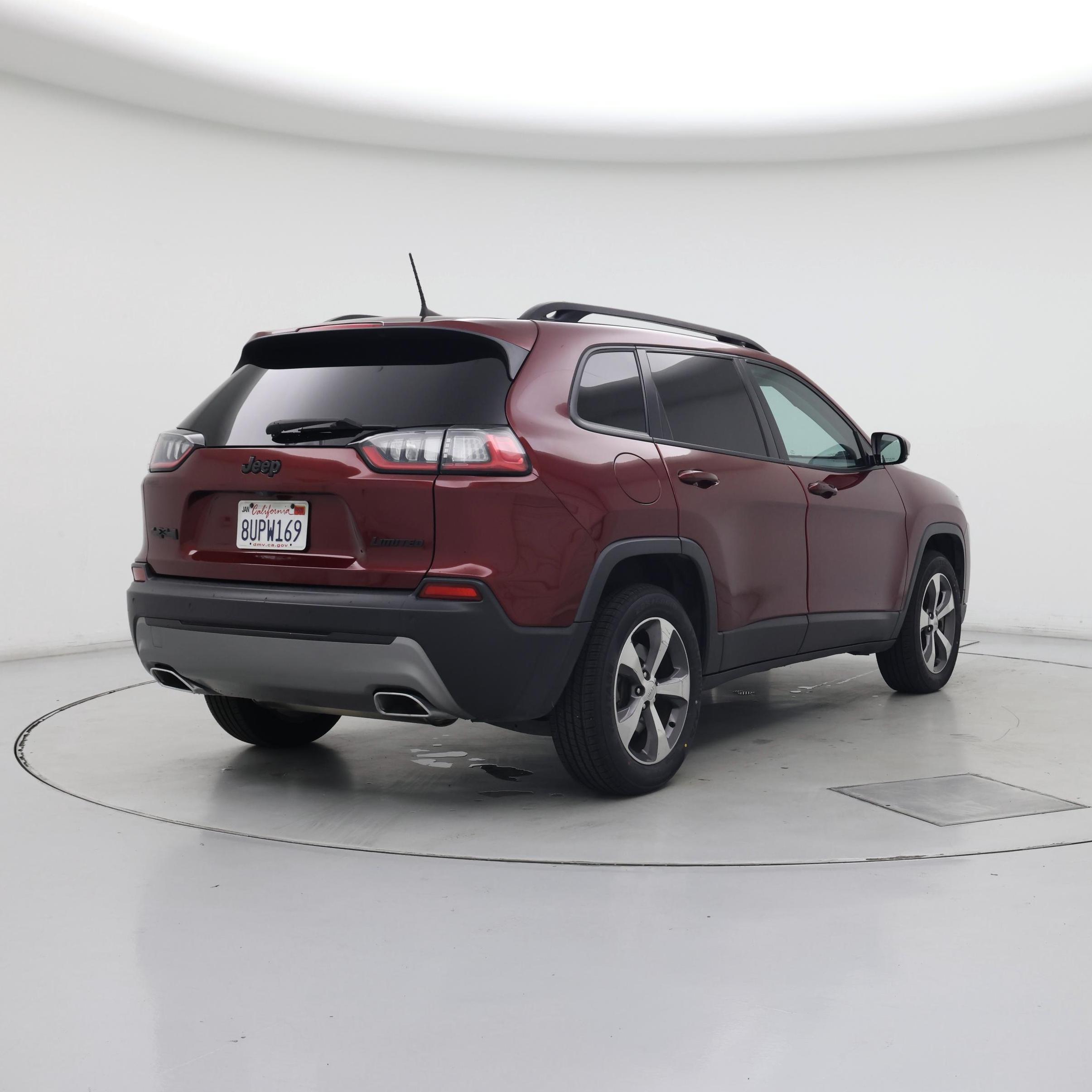 Thumbnail: 2020 Jeep Cherokee - 8
