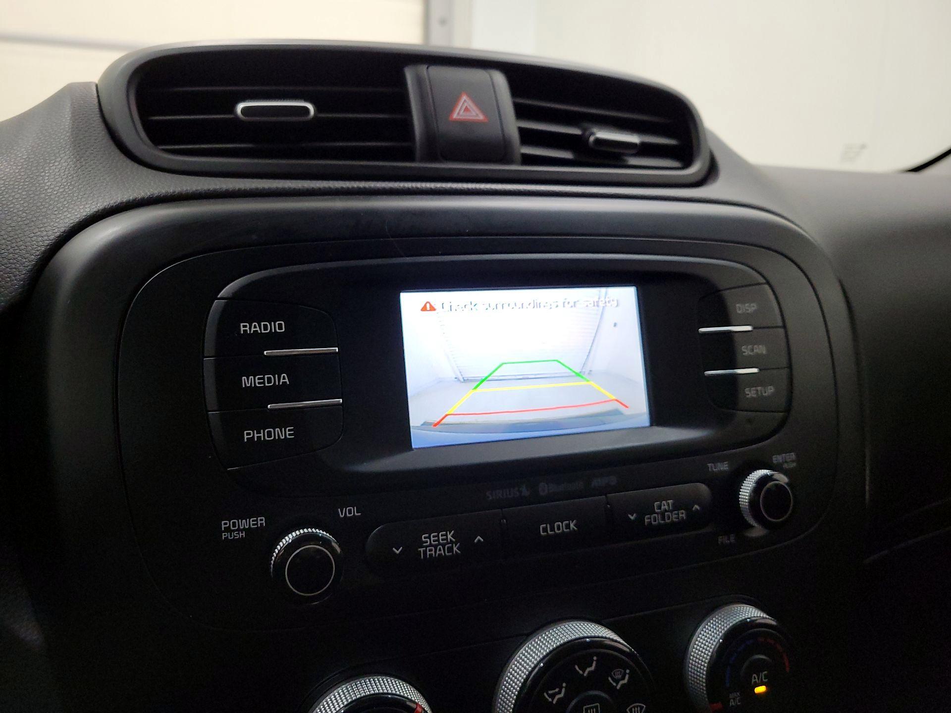 Thumbnail: 2016 Kia Soul - 14