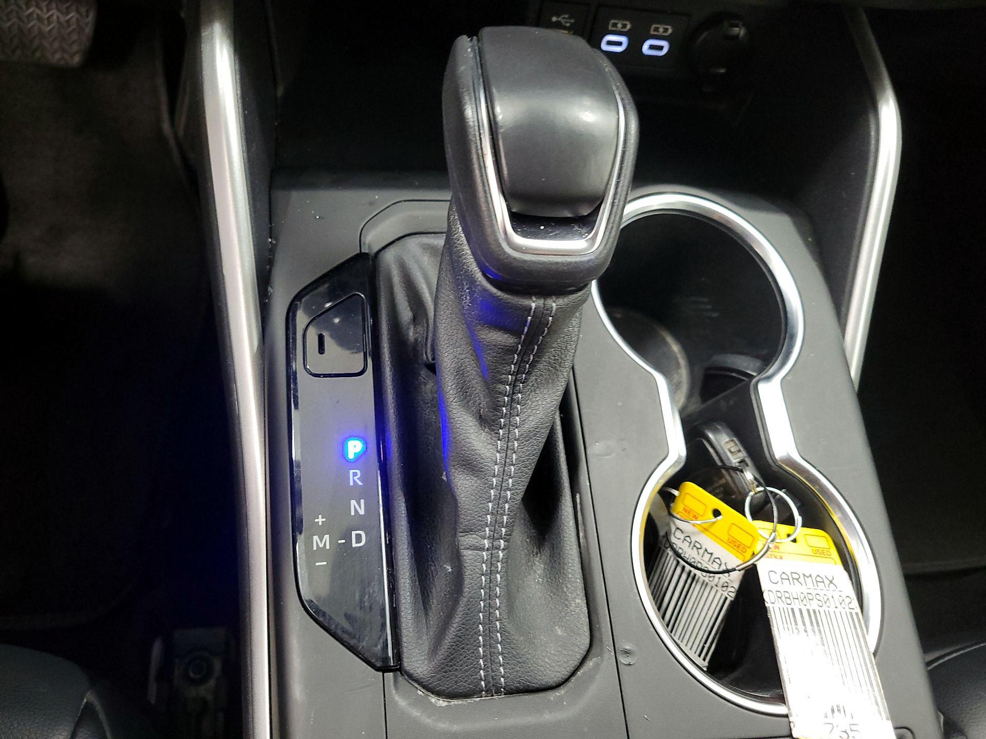 Thumbnail: 2023 Toyota Highlander - 17