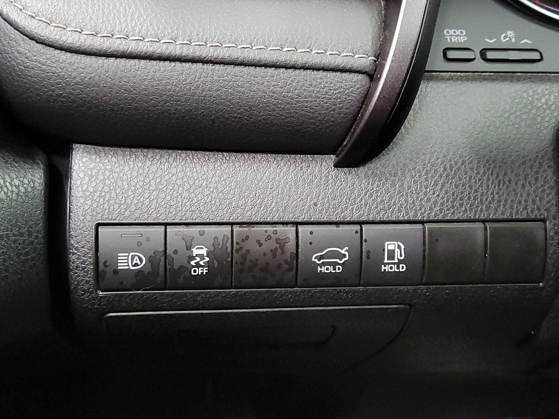 Thumbnail: 2023 Toyota Camry - 13