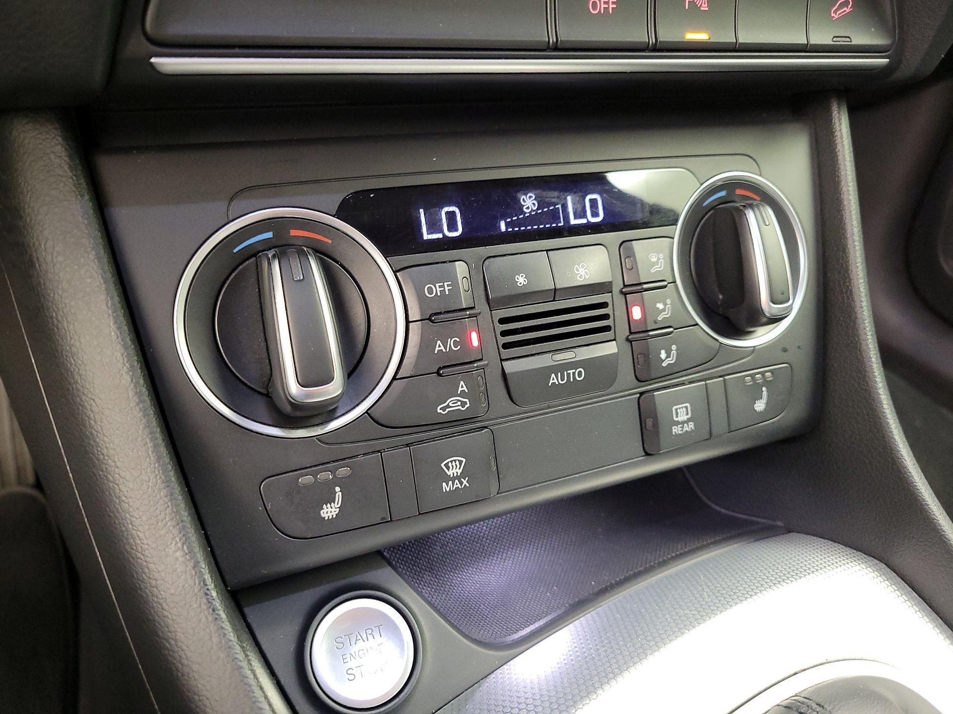 Thumbnail: 2016 Audi Q3 - 14