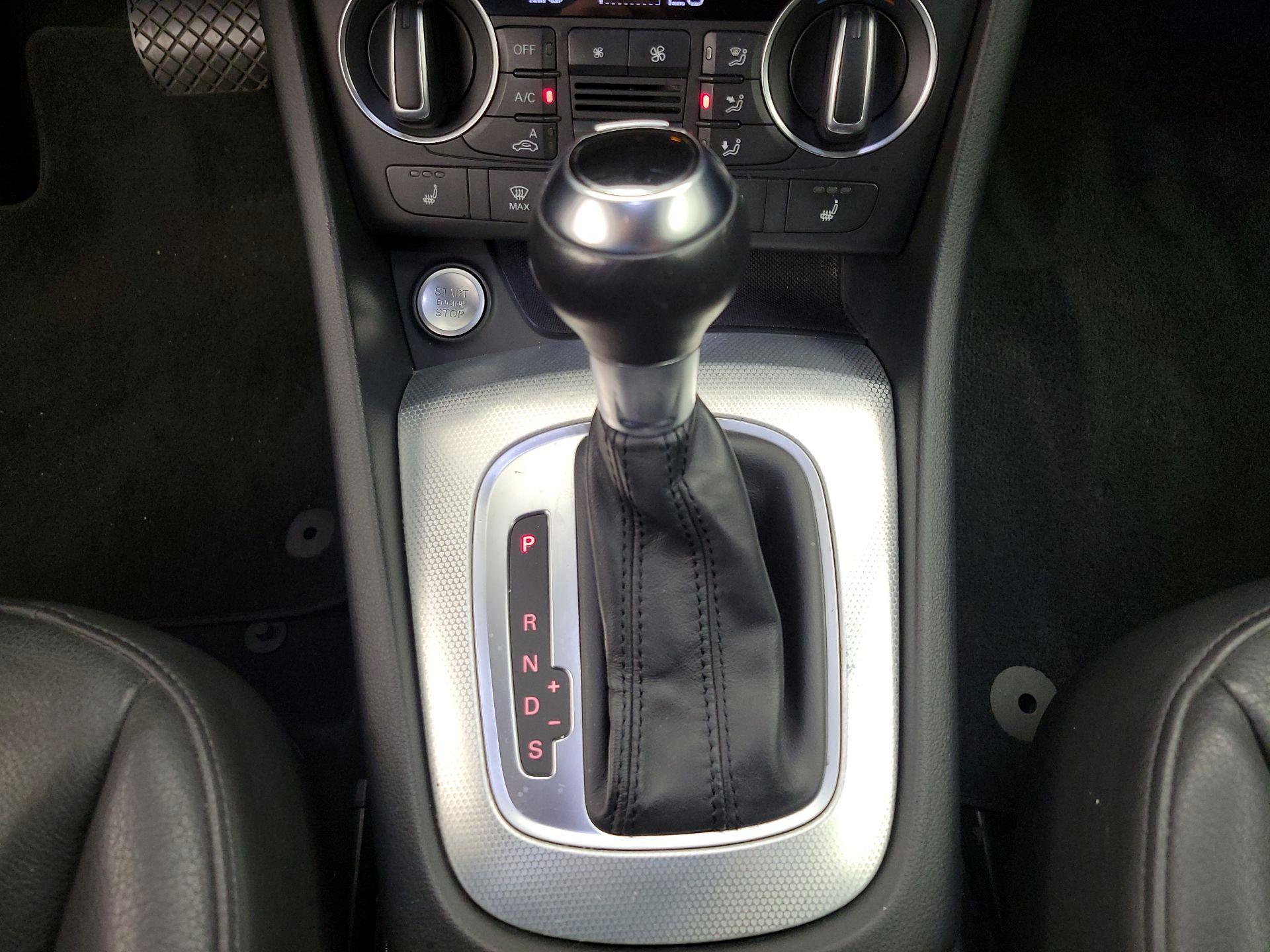 Thumbnail: 2016 Audi Q3 - 15