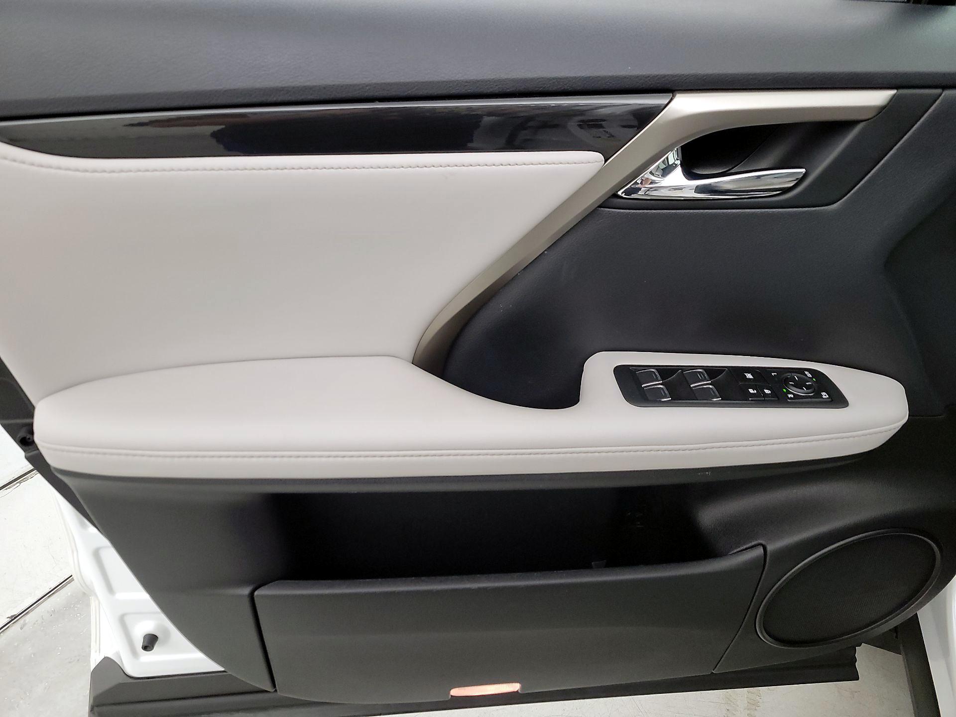 Thumbnail: 2020 Lexus RX - 12