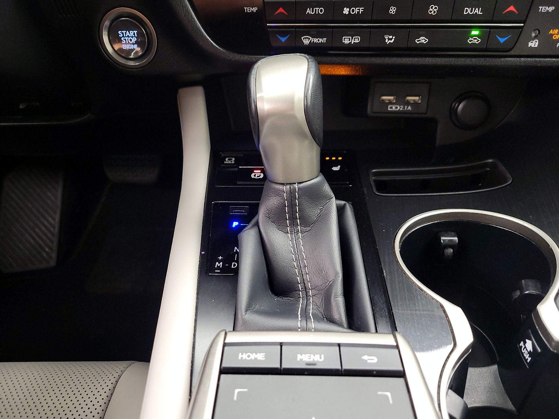 Thumbnail: 2020 Lexus RX - 17