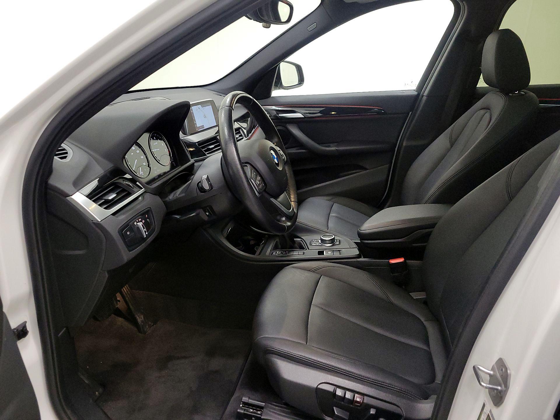 Thumbnail: 2018 BMW X1 - 11