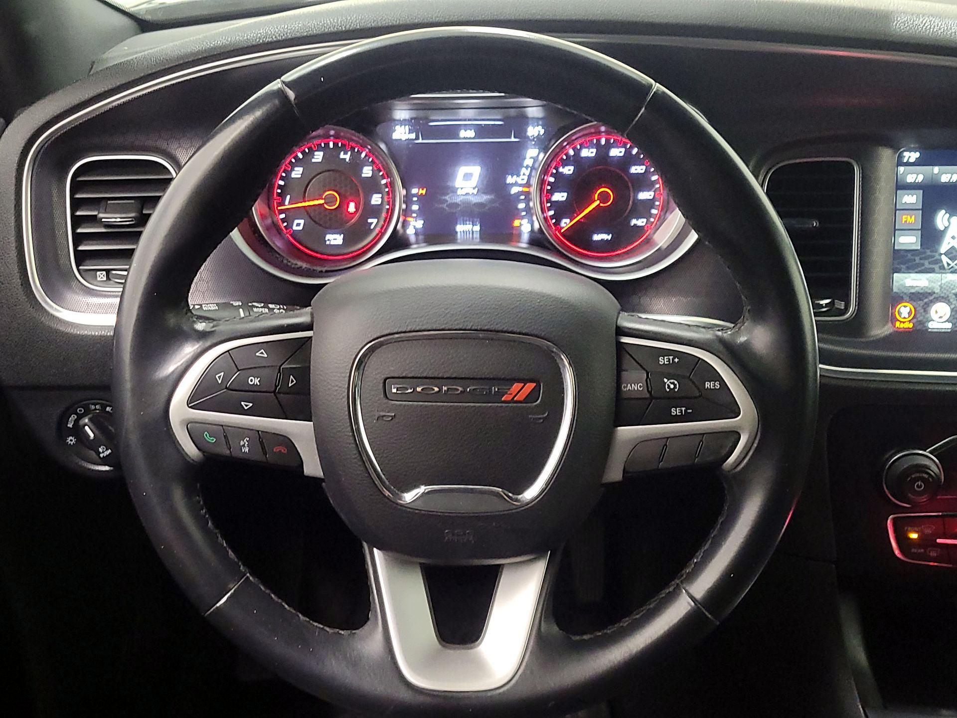 Thumbnail: 2017 Dodge Charger - 10