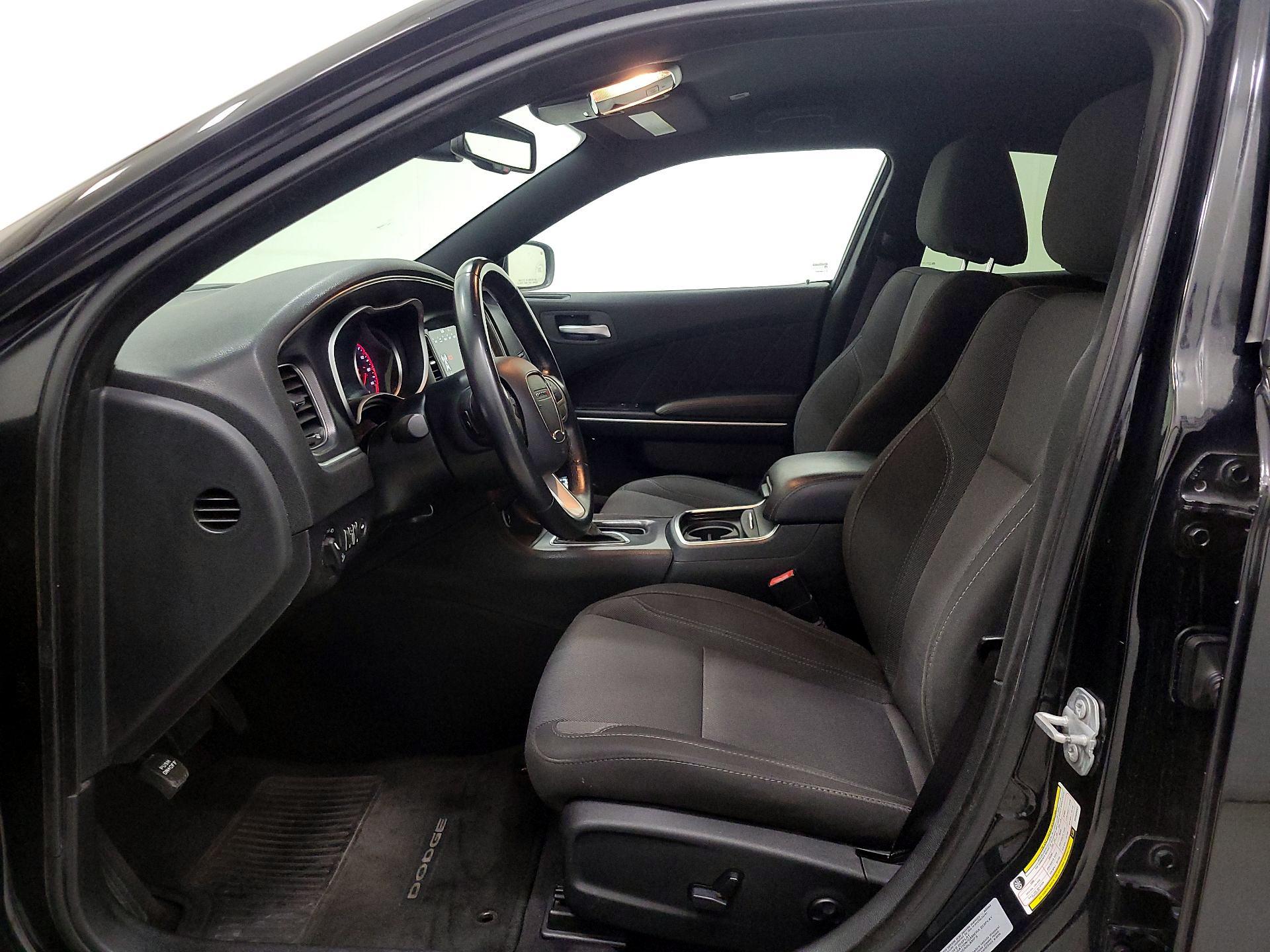 Thumbnail: 2017 Dodge Charger - 11