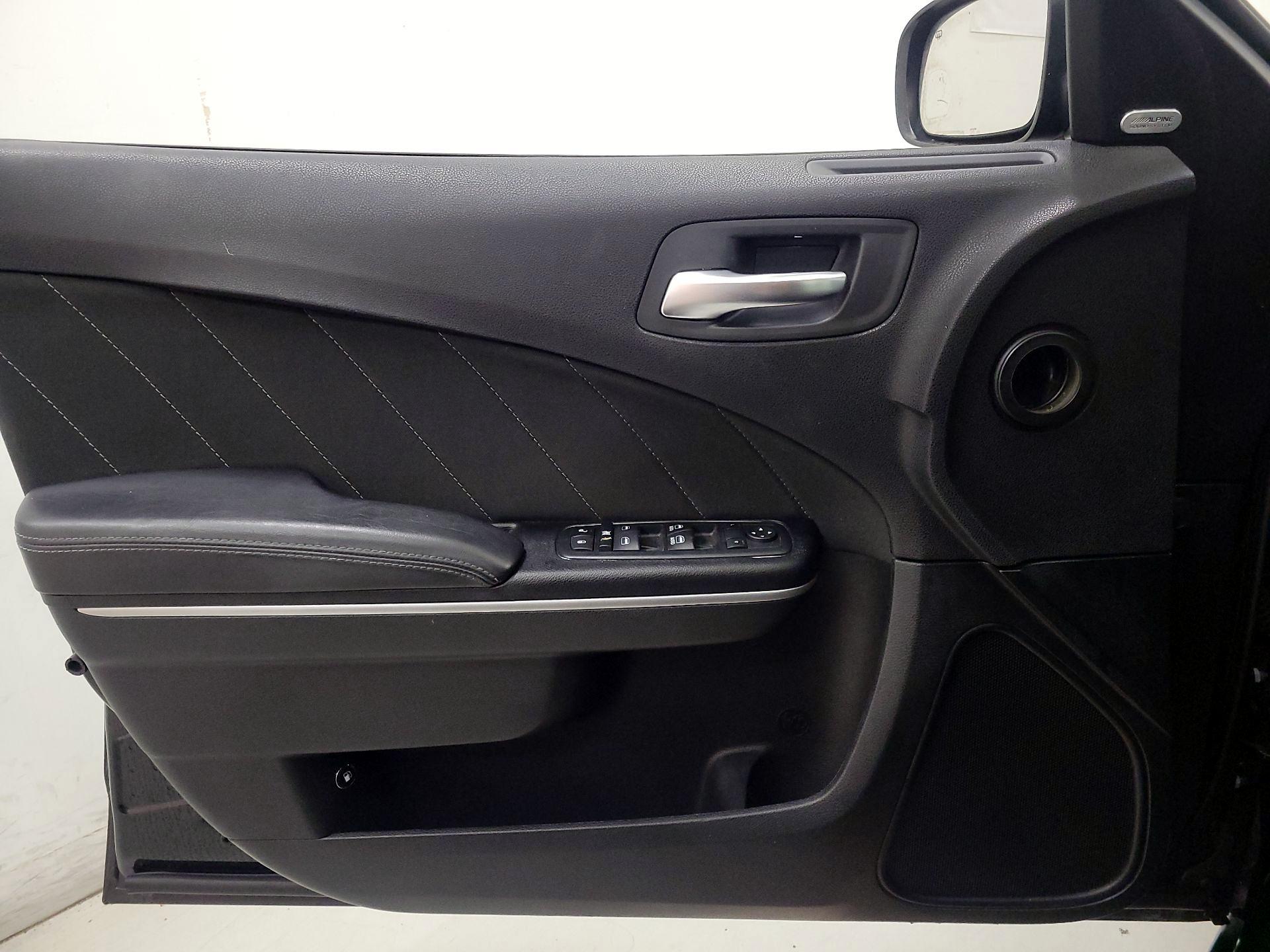 Thumbnail: 2017 Dodge Charger - 12