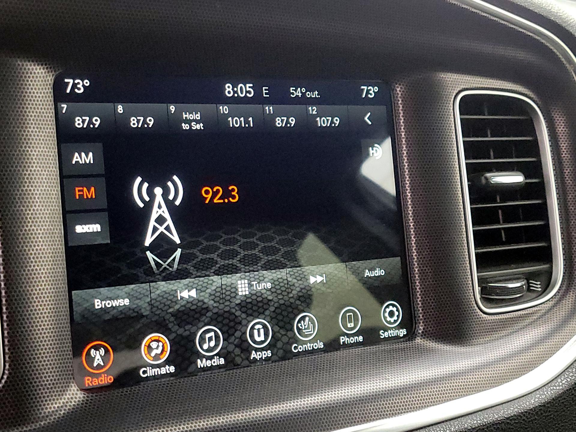 Thumbnail: 2017 Dodge Charger - 14