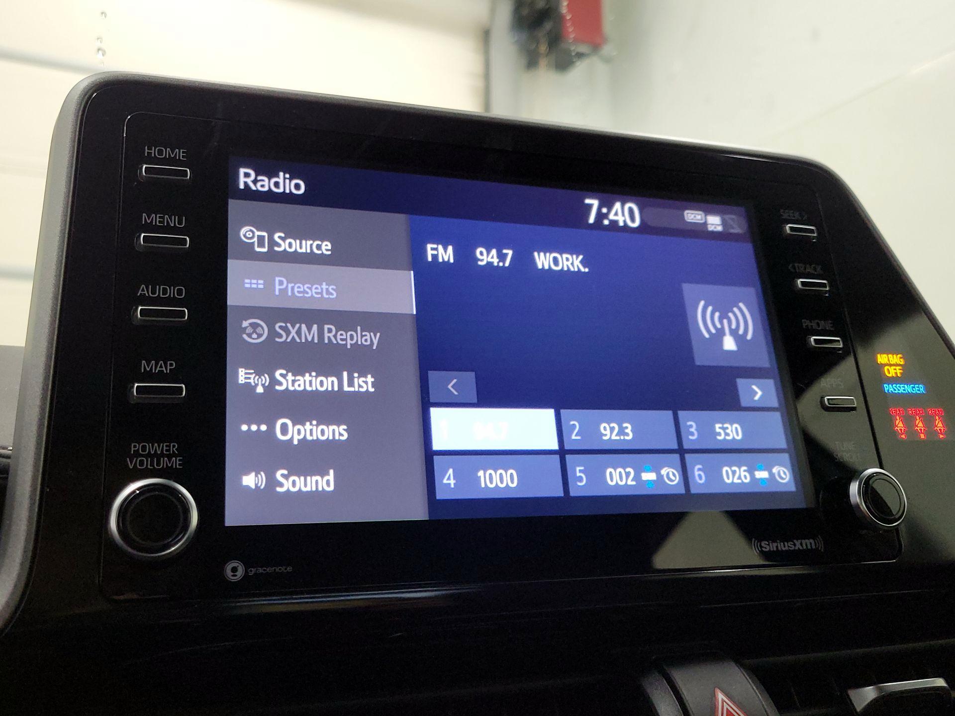 Thumbnail: 2021 Toyota C-HR - 14