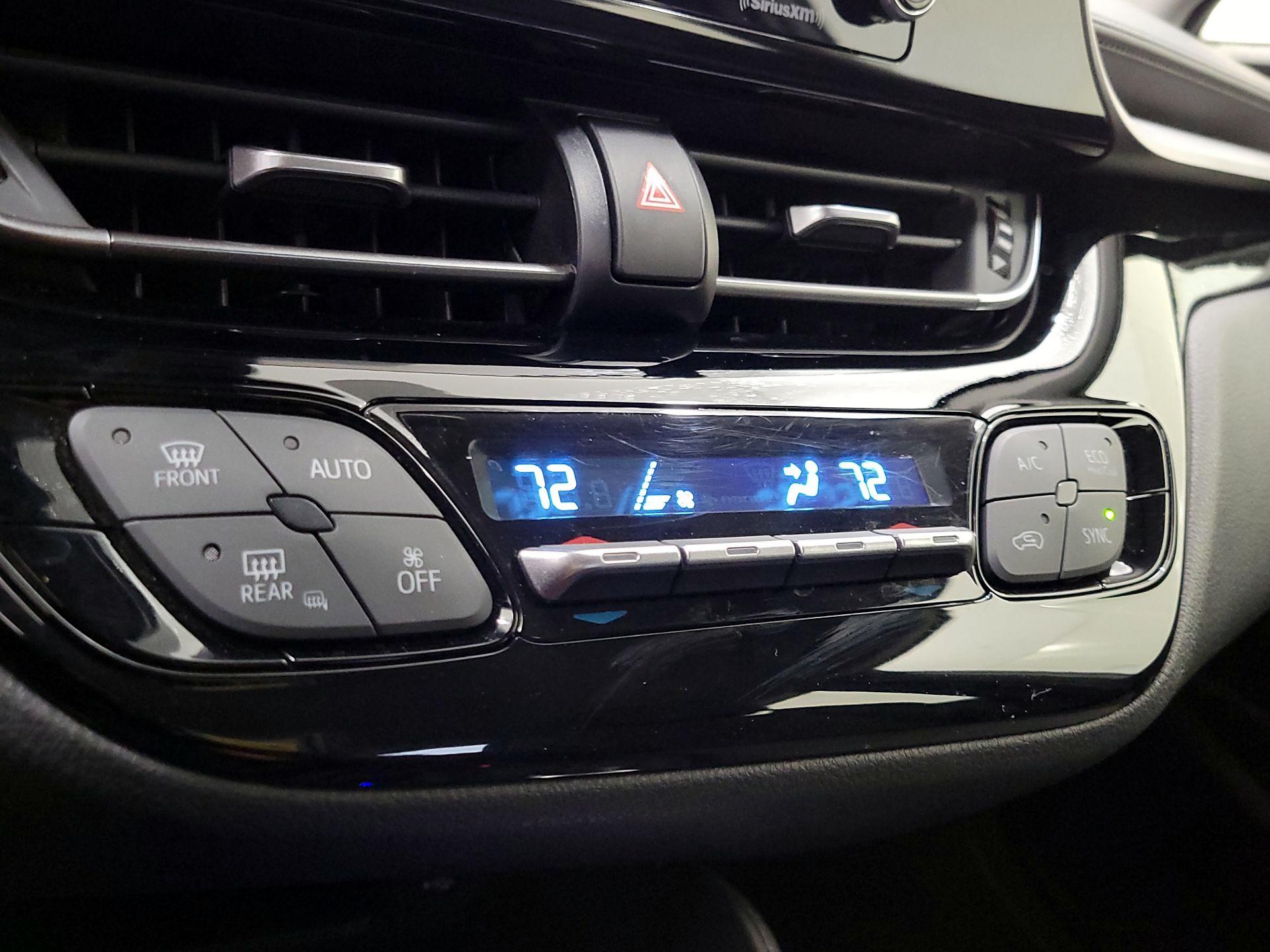 Thumbnail: 2021 Toyota C-HR - 15