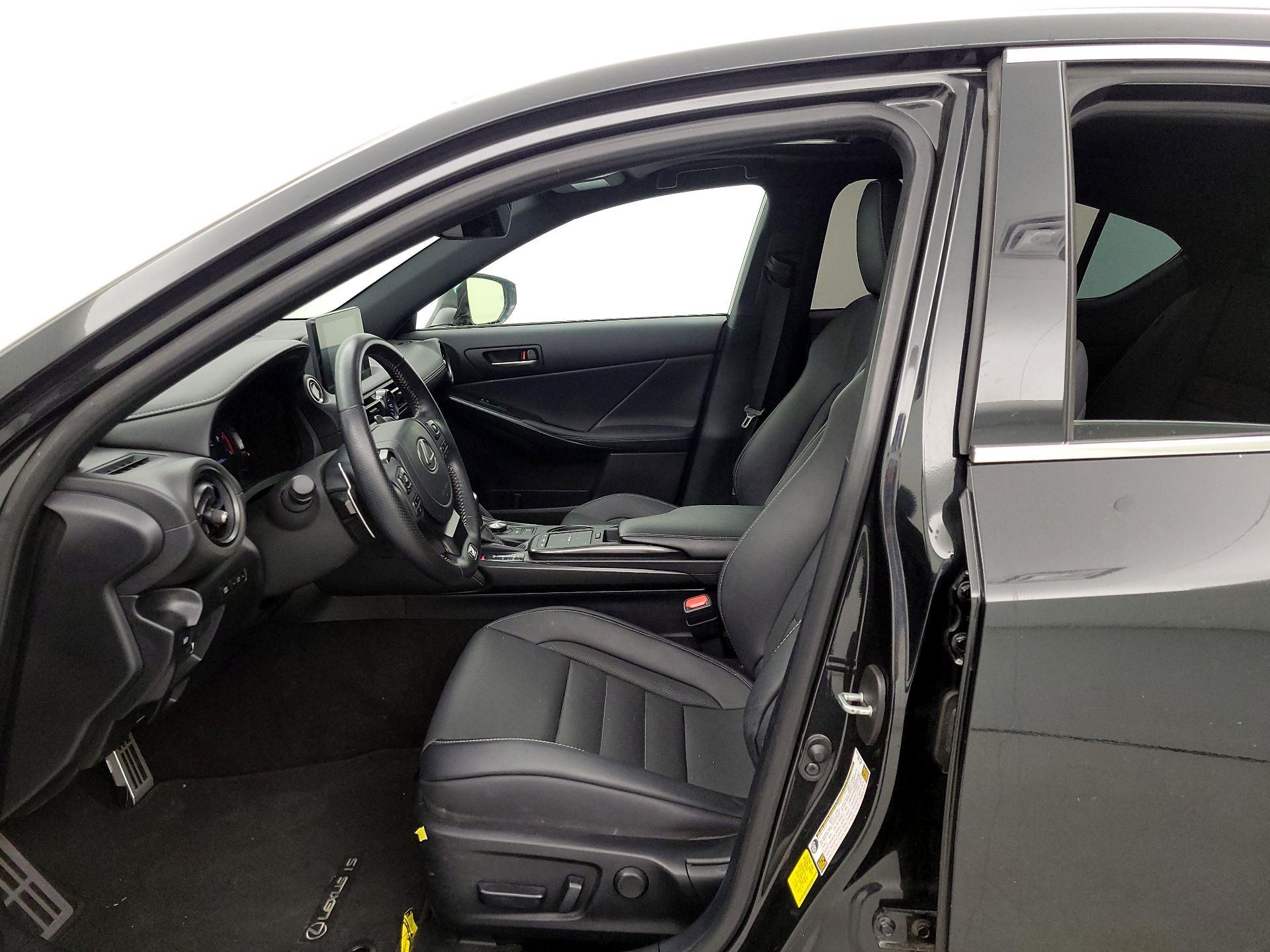 Thumbnail: 2024 Lexus IS - 11