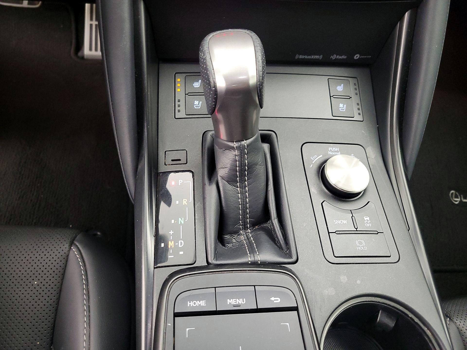 Thumbnail: 2024 Lexus IS - 17