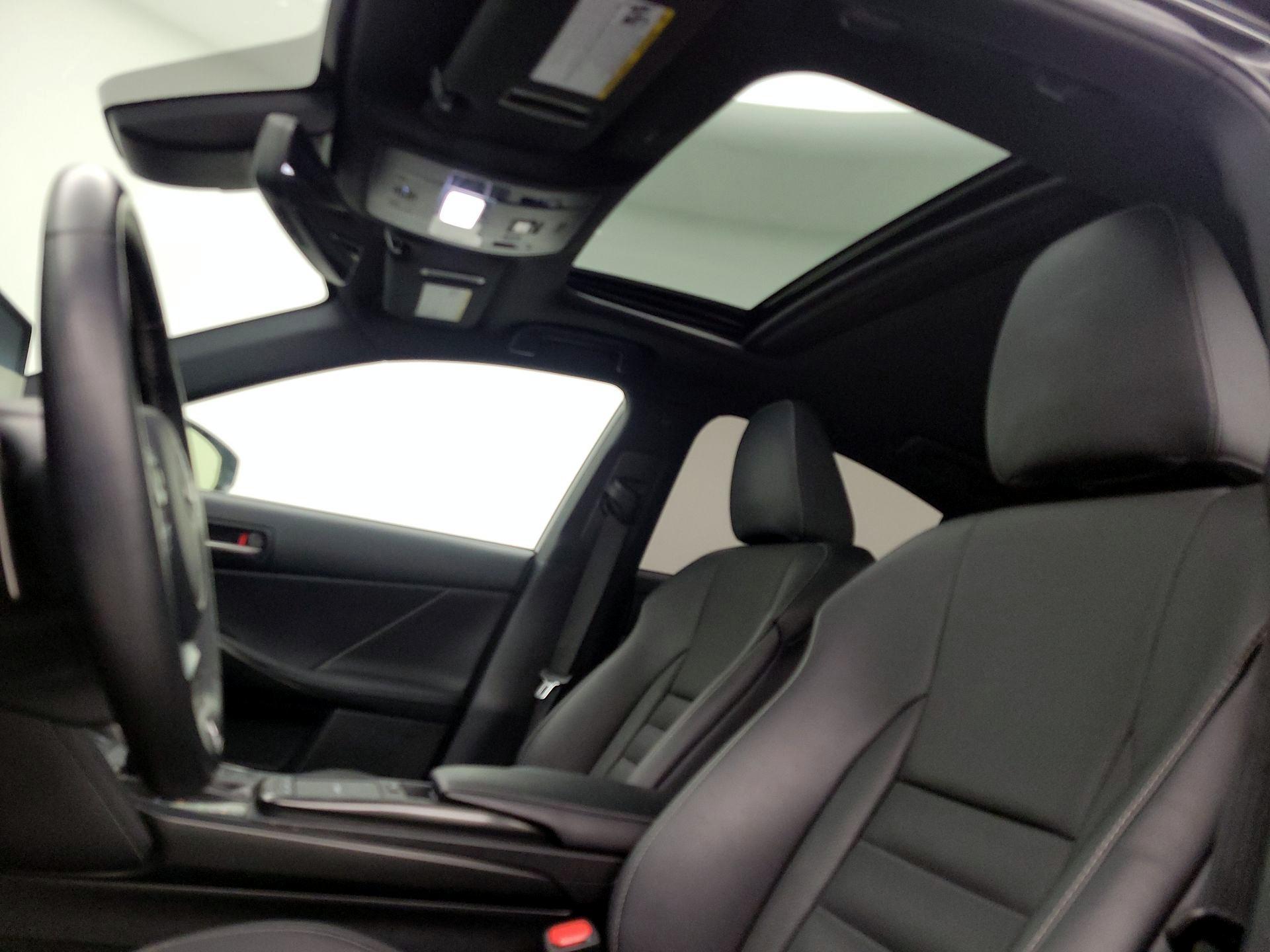 Thumbnail: 2024 Lexus IS - 19