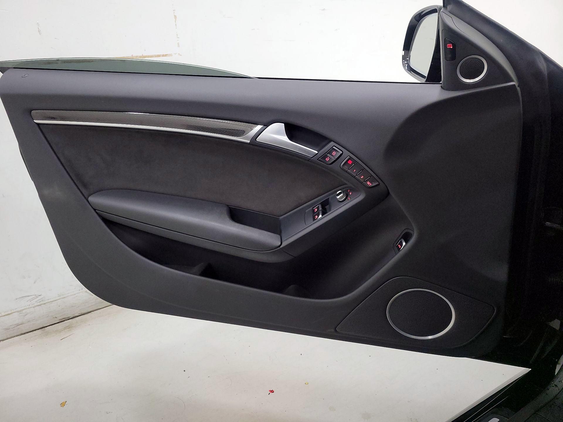 Thumbnail: 2015 Audi S5 - 12