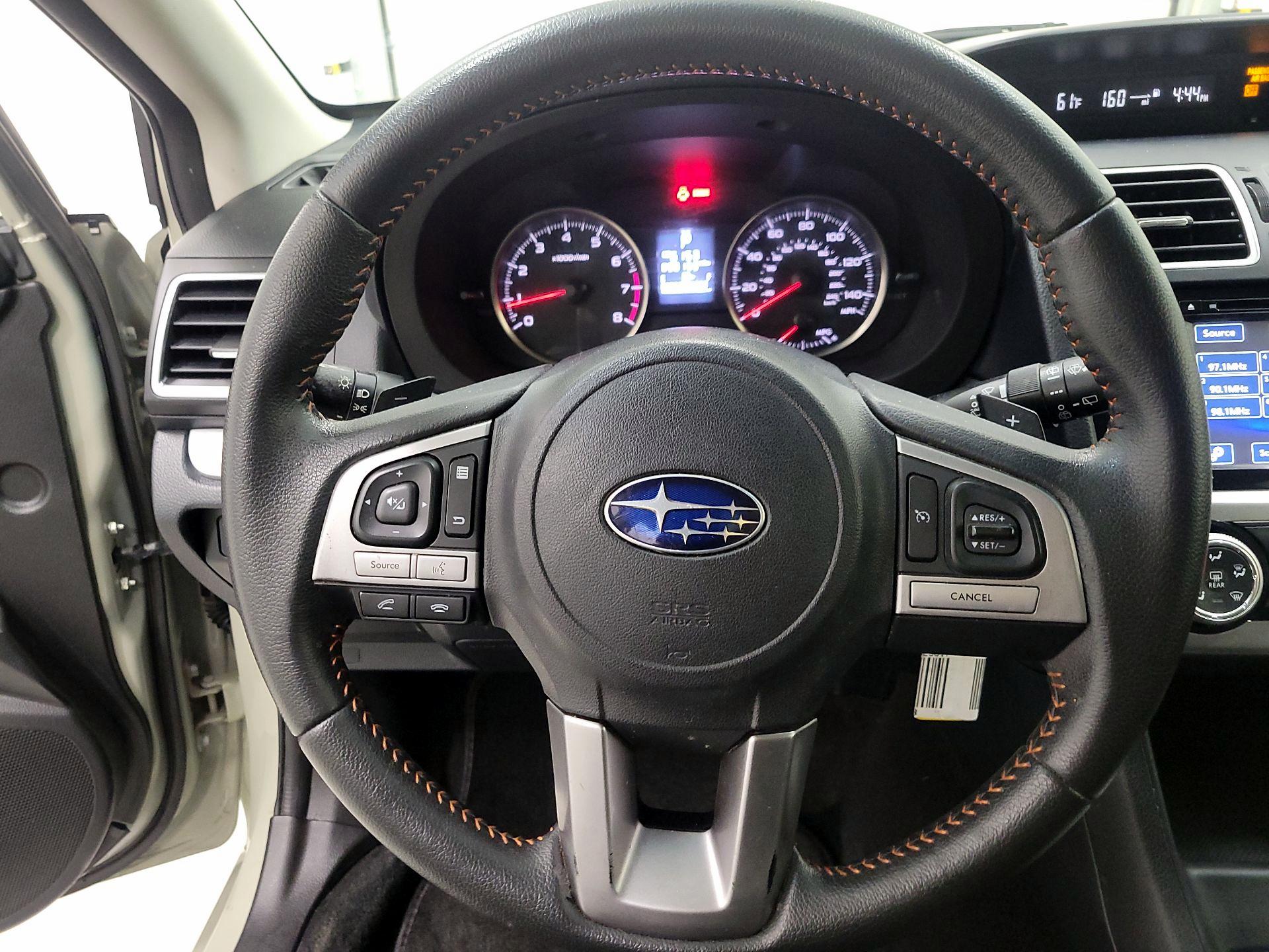 Thumbnail: 2017 Subaru Crosstrek - 10