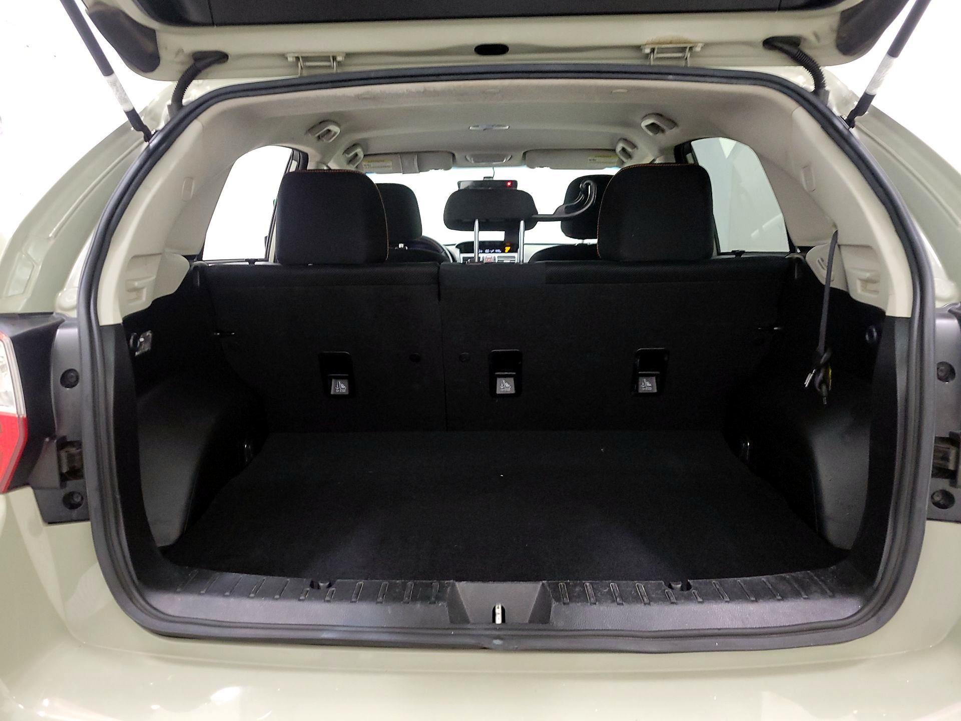 Thumbnail: 2017 Subaru Crosstrek - 20